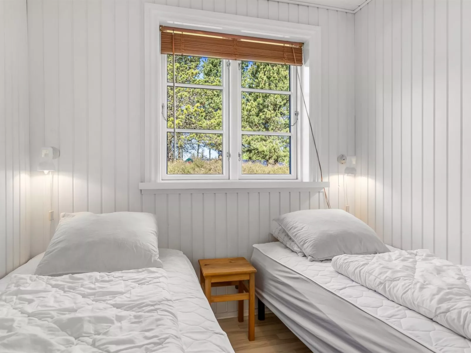 "Angret" - 3.5km from the sea-Drinnen