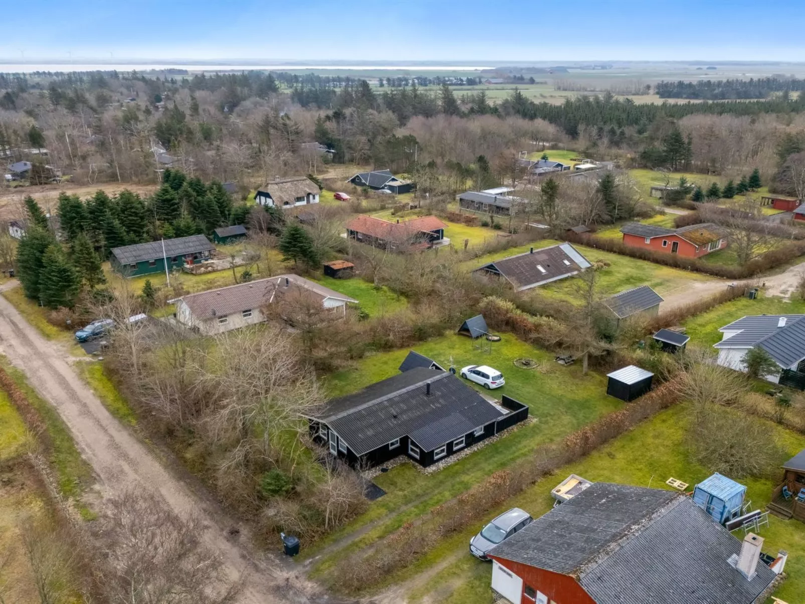 "Raisa" - 200m to the fjord-Outside