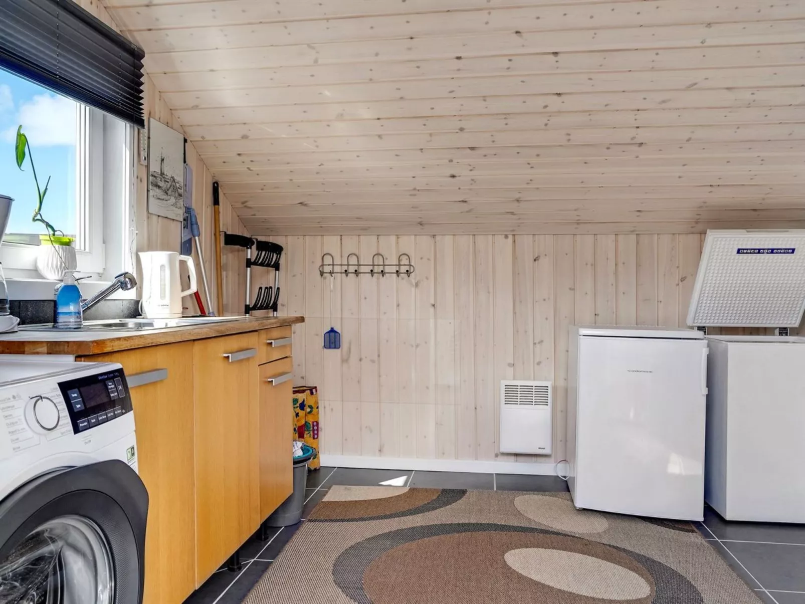 "Henning" -  from the sea-Inside