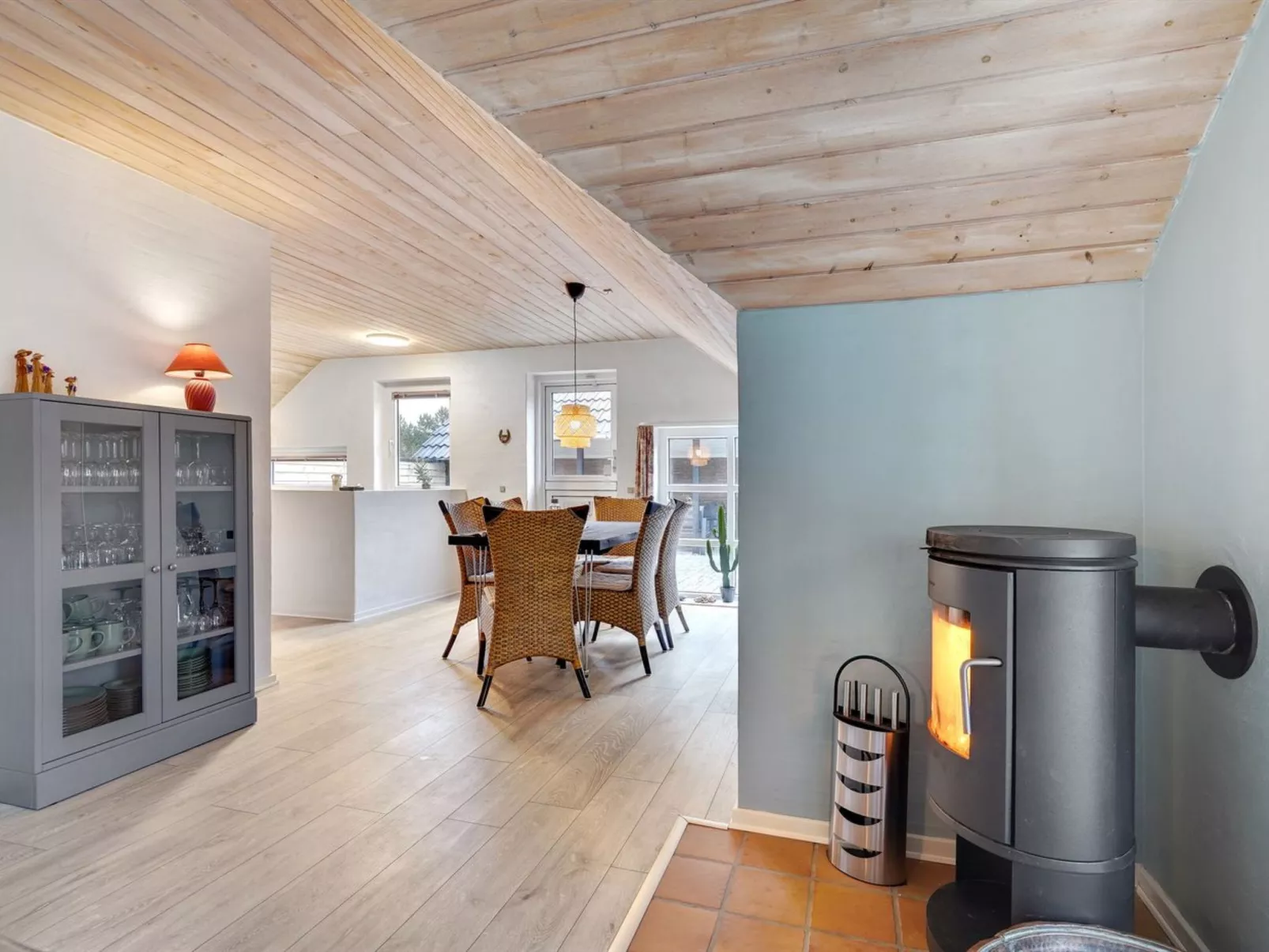 "Lumi" - 800m from the sea-Inside