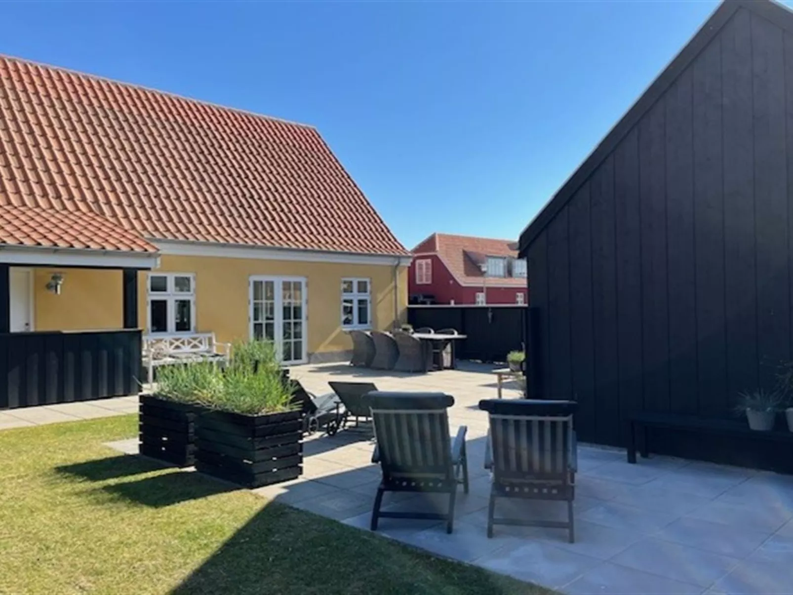 "Gine" - 1.5km from the sea-Outside