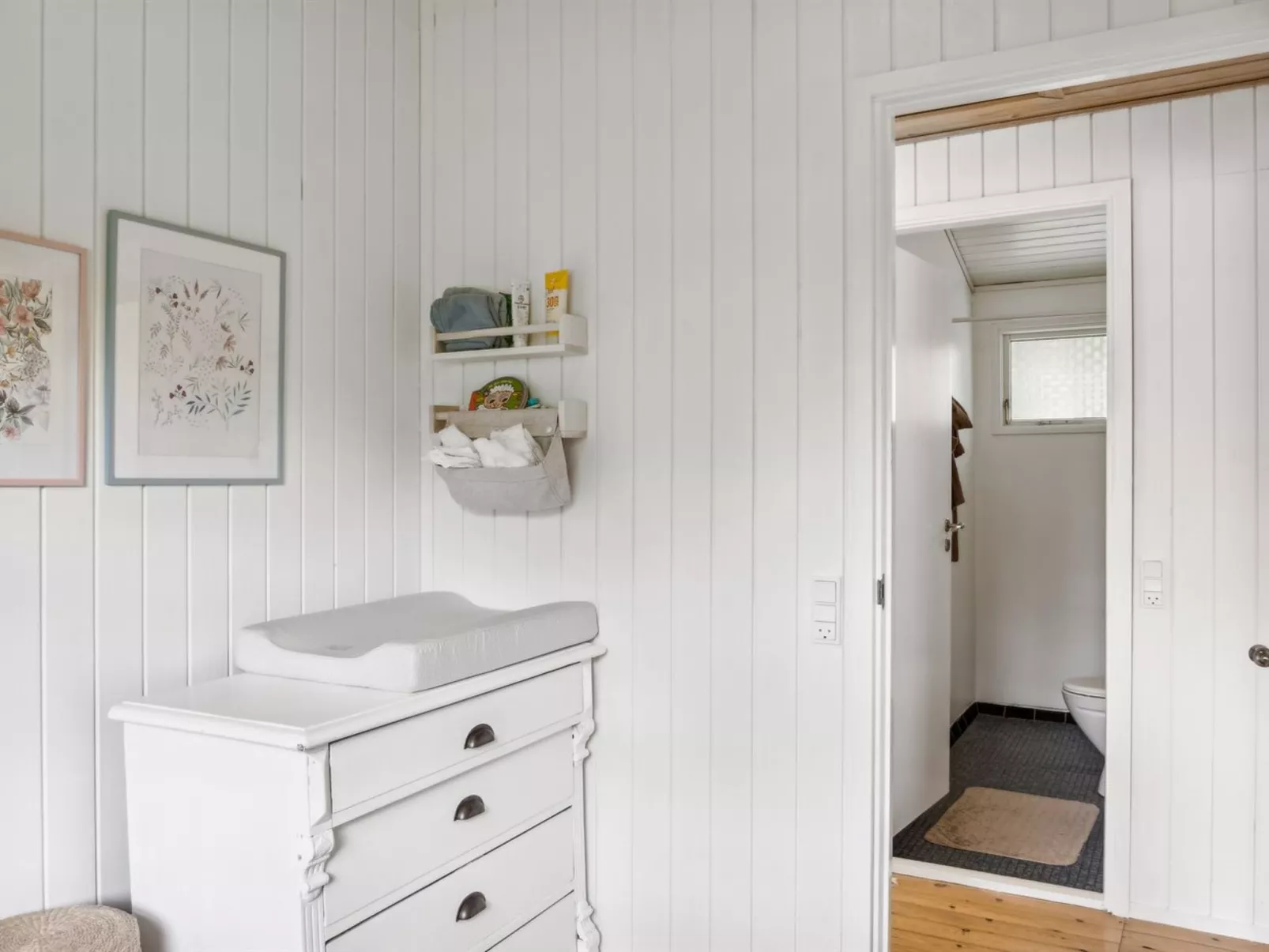 "Morten" - 500m from the sea-Inside