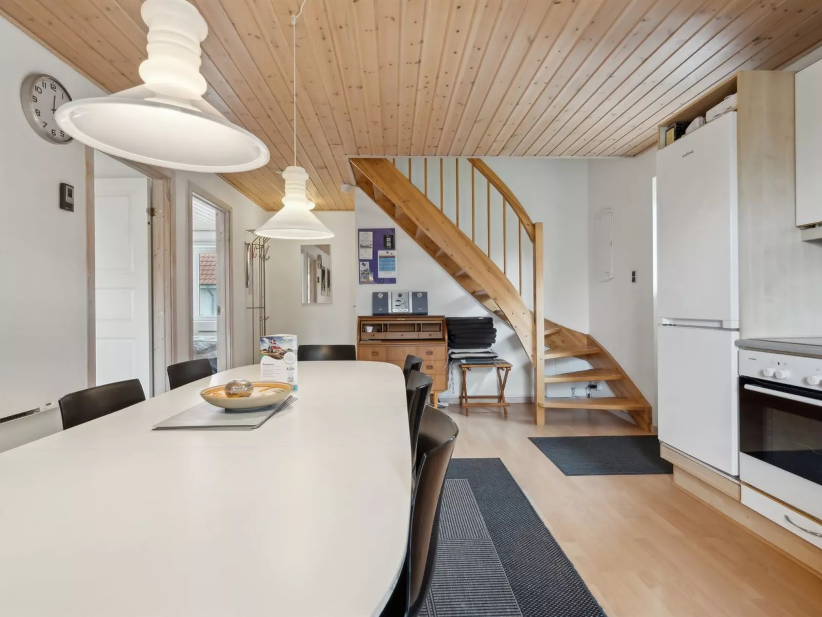 "Uffe" - 100m to the fjord-Dedans