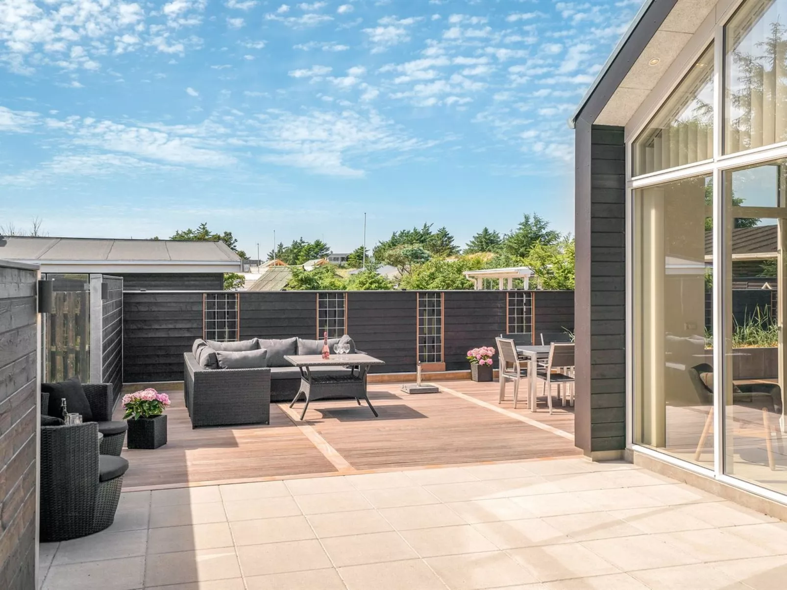 "Erk" - 700m from the sea-Outside