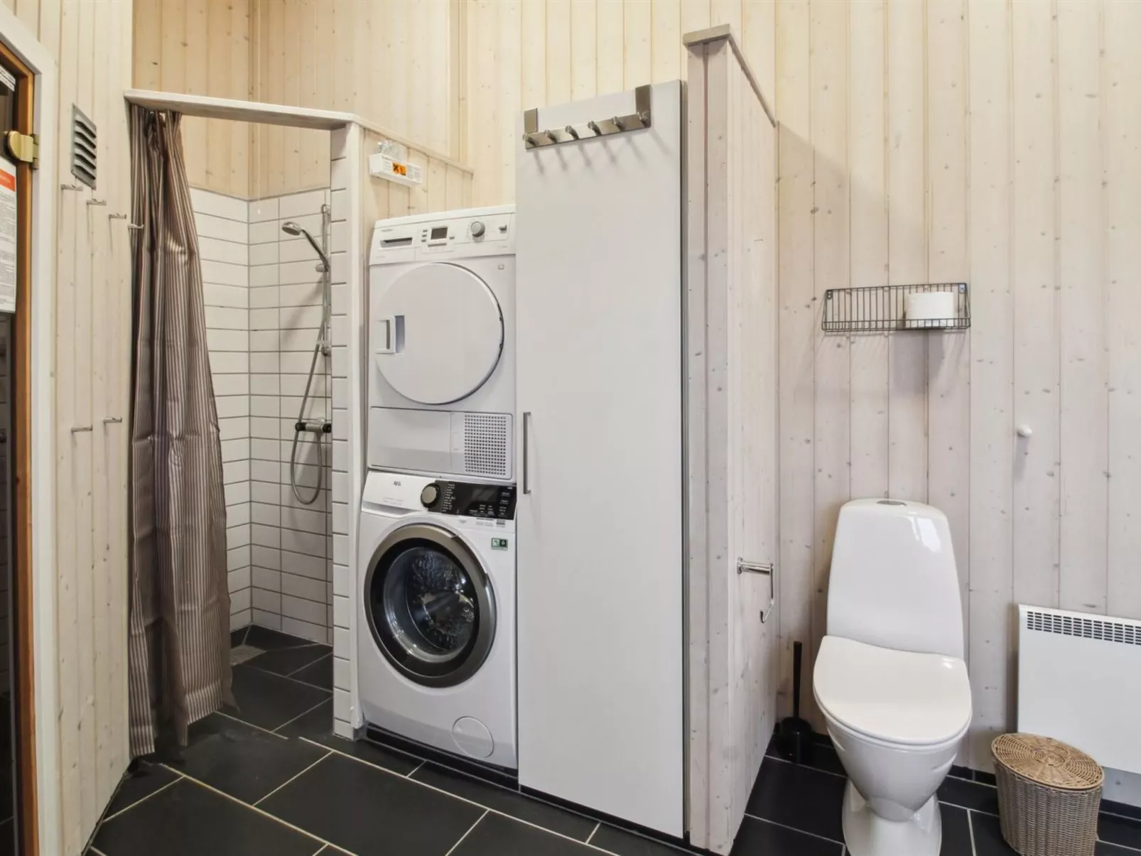 "Tiane" - 800m from the sea-Inside