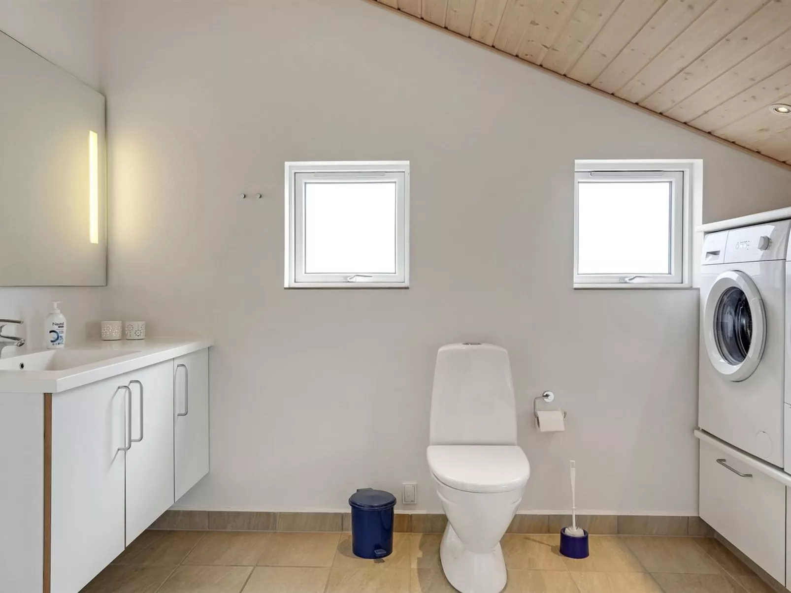 "Frido" - 400m from the sea-Dedans