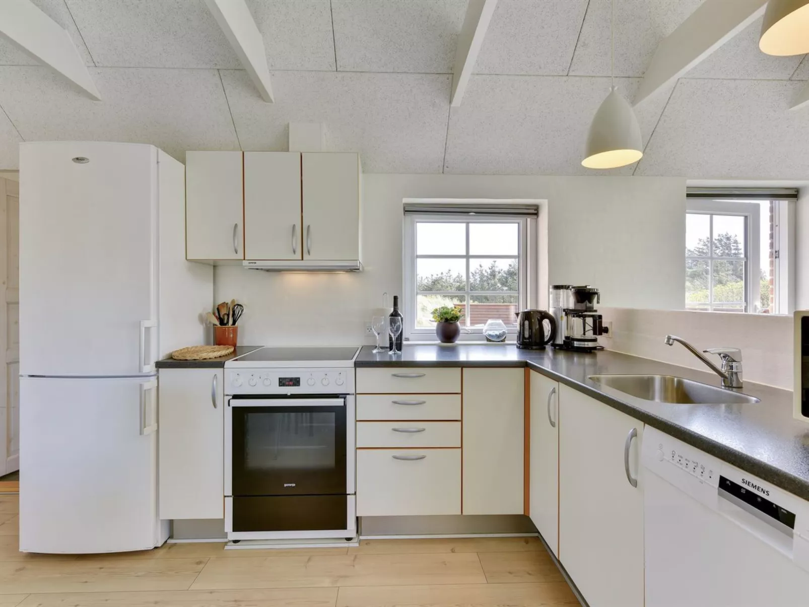 "Didrika" - 800m from the sea-Inside