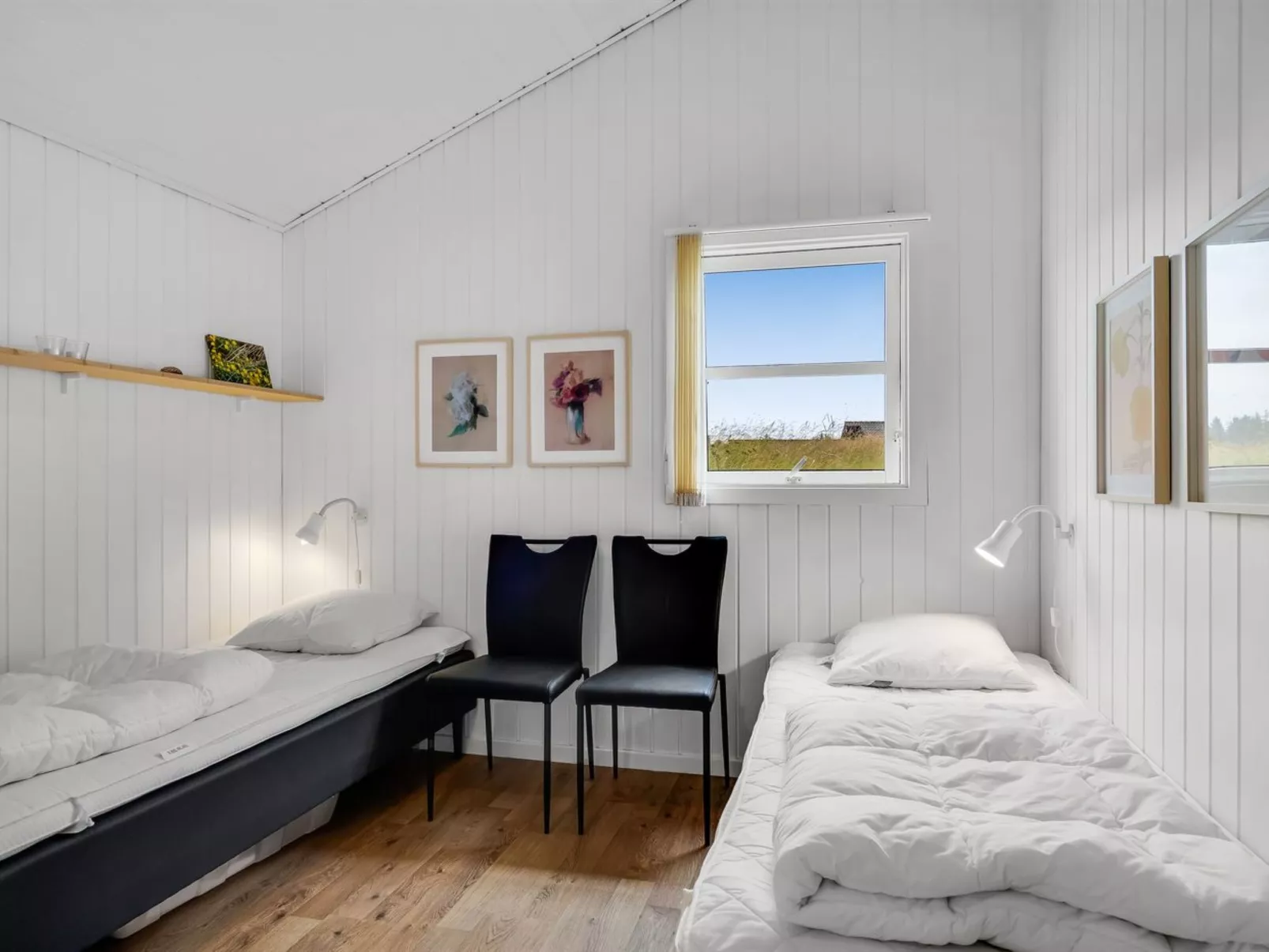 "Bothilda" - 660m from the sea-Inside