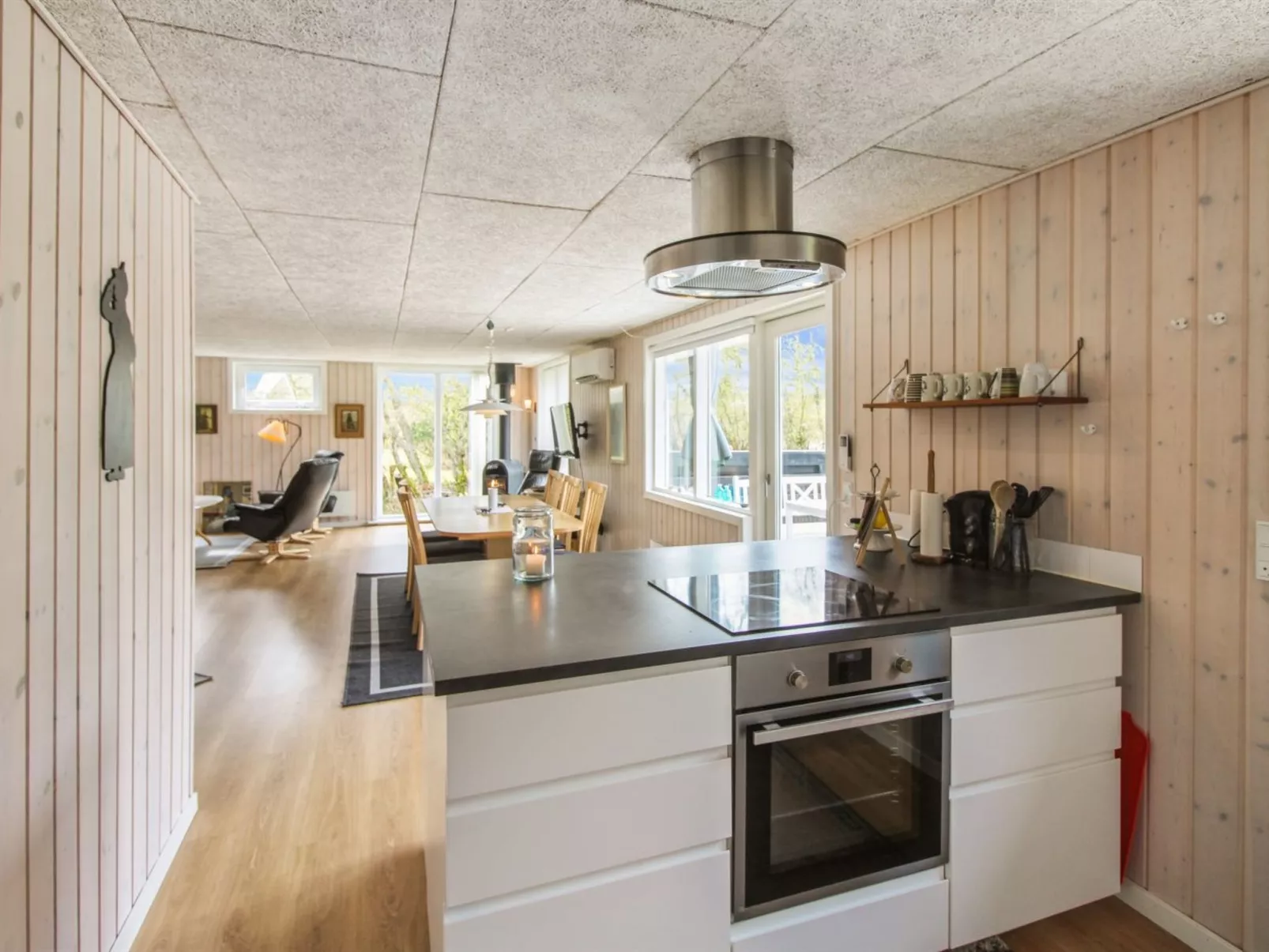 "Nielsine" - 1.5km from the sea-Dedans