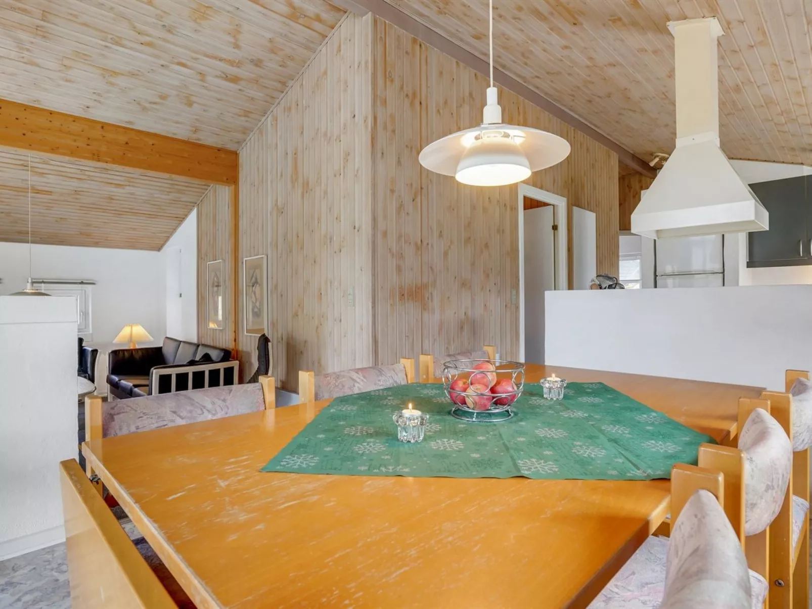 "Bosi" - 28km from the sea-Drinnen