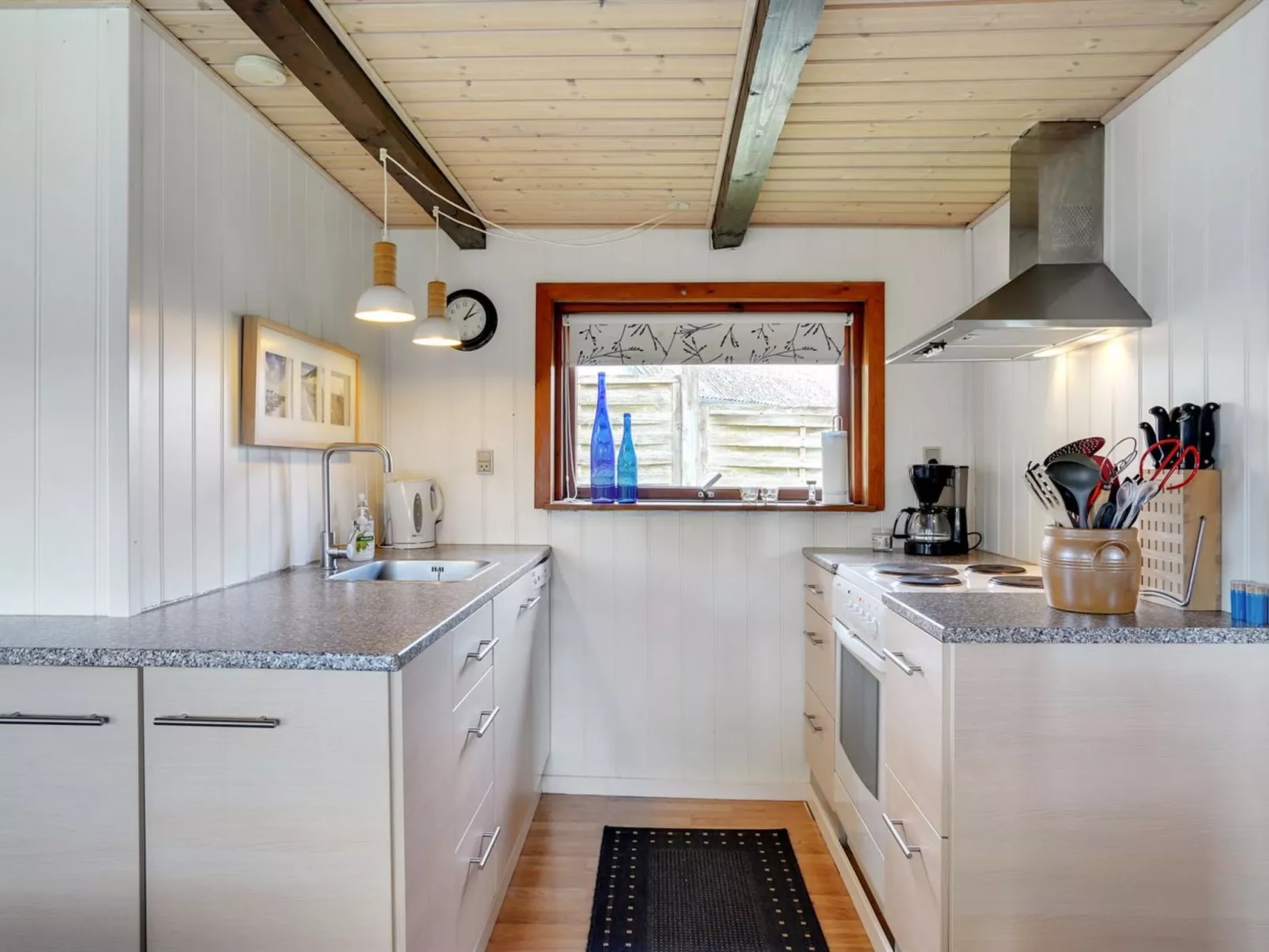 "Leocadia" - 150m to the fjord-Dedans