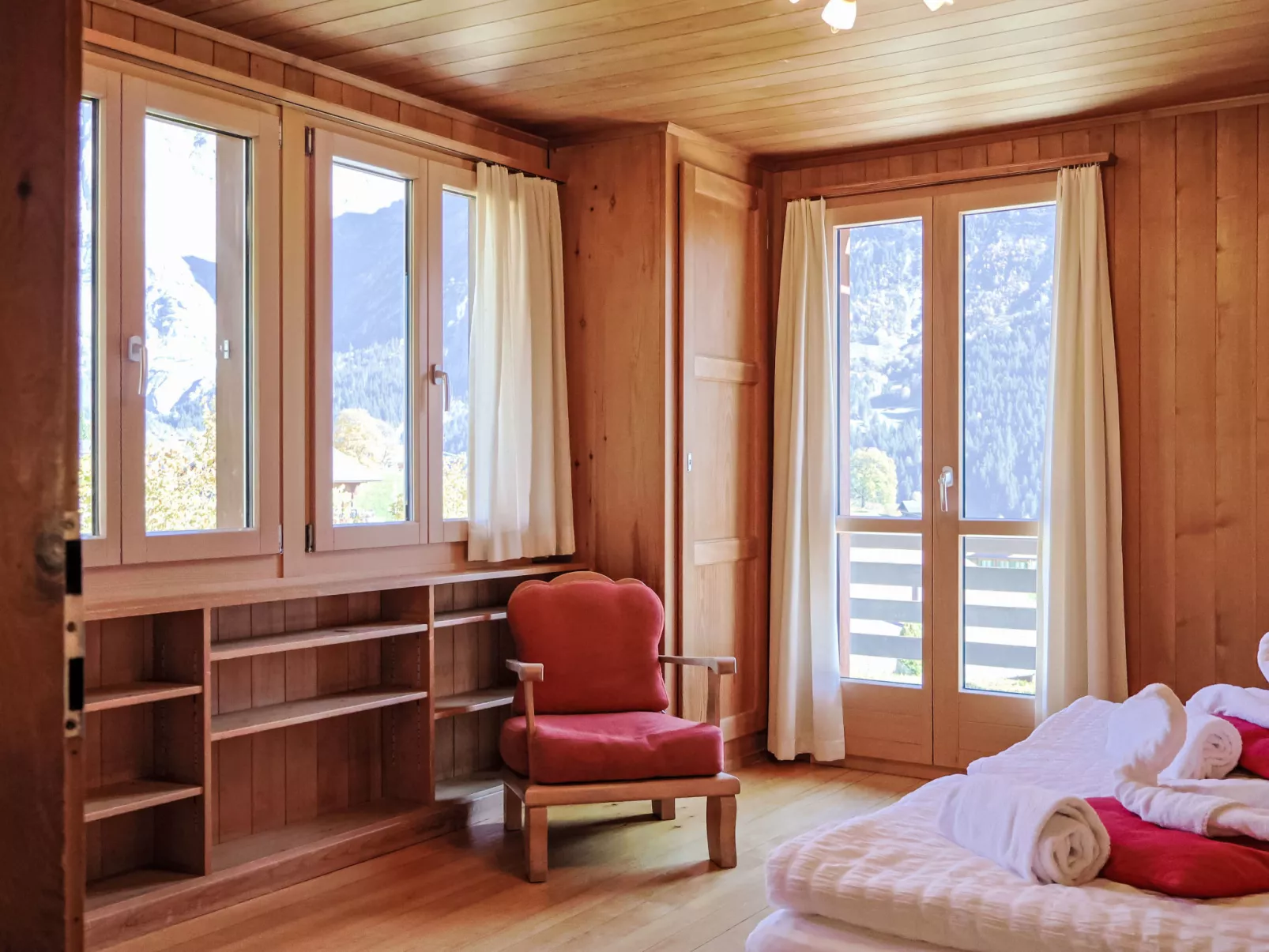 Chalet Pitschun-Inside