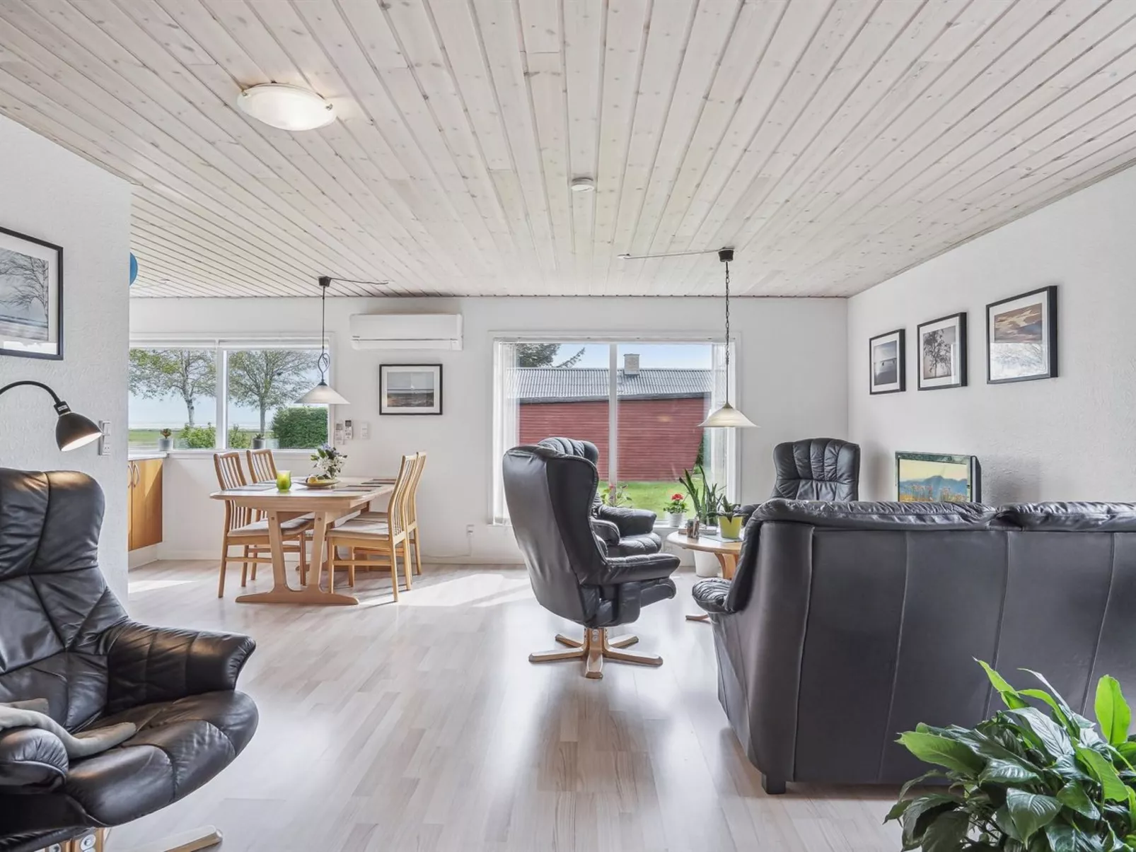 "Rayla" - 150m from the sea-Inside