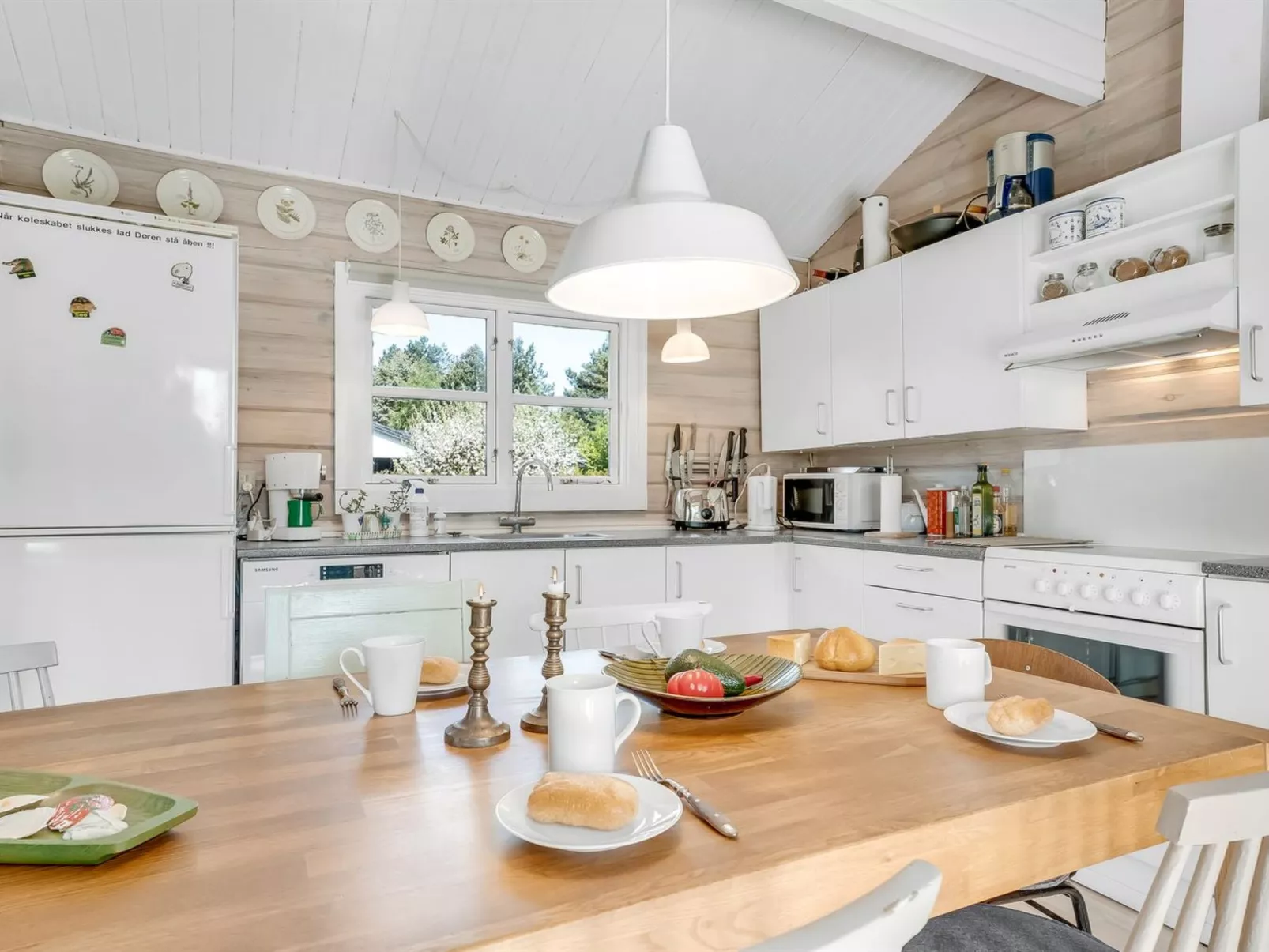 "Lamberthus" - 600m from the sea-Dedans