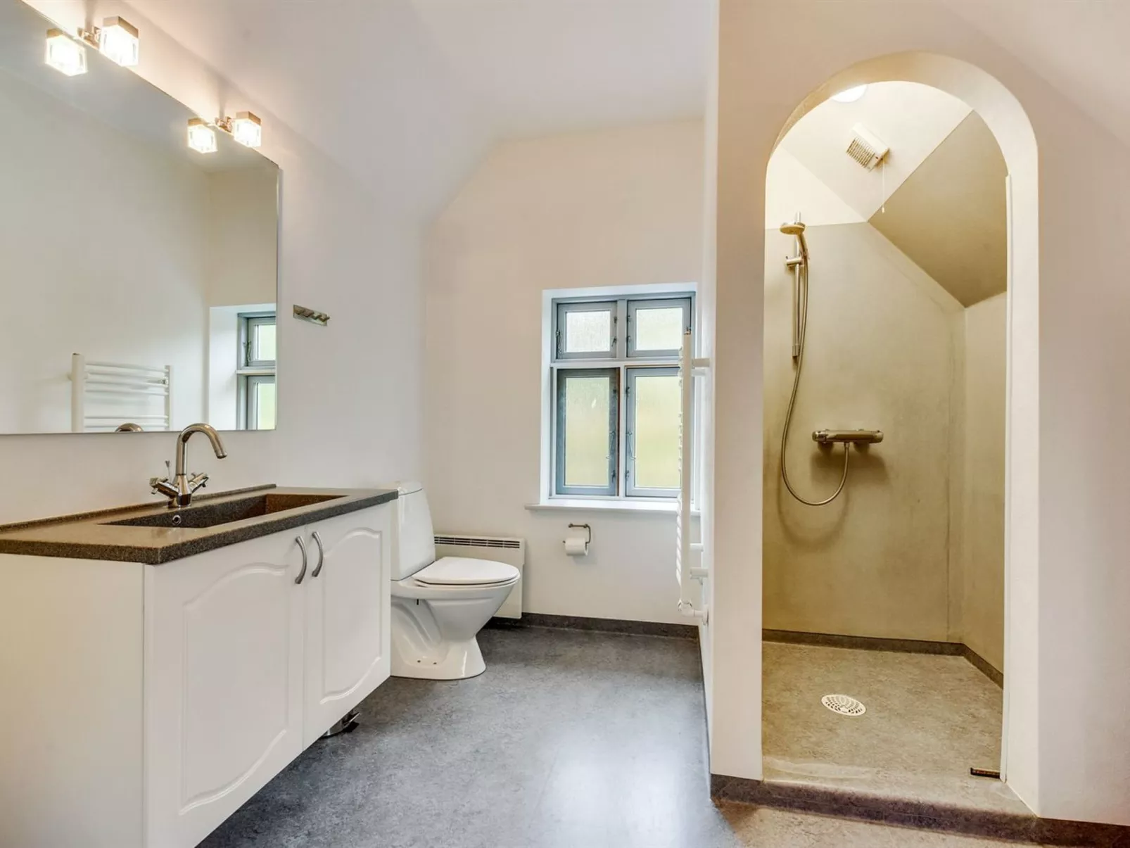 "Sophia" - 8km from the sea-Inside