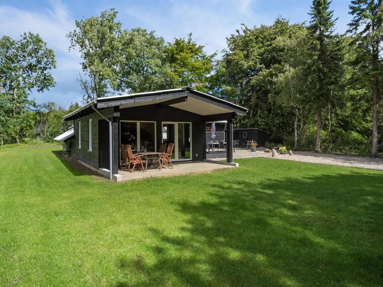 "Hedwig" - 30km from the sea-Draußen