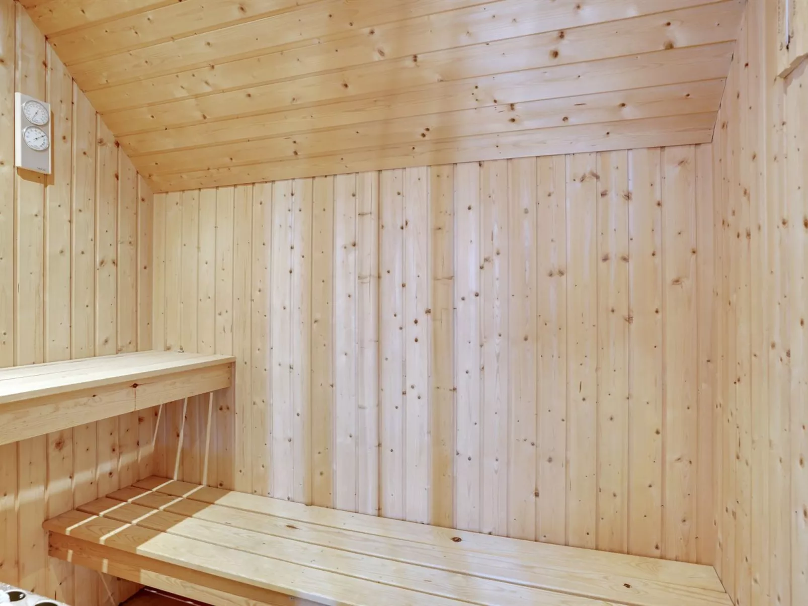 "Lavina" - 950m from the sea-Inside