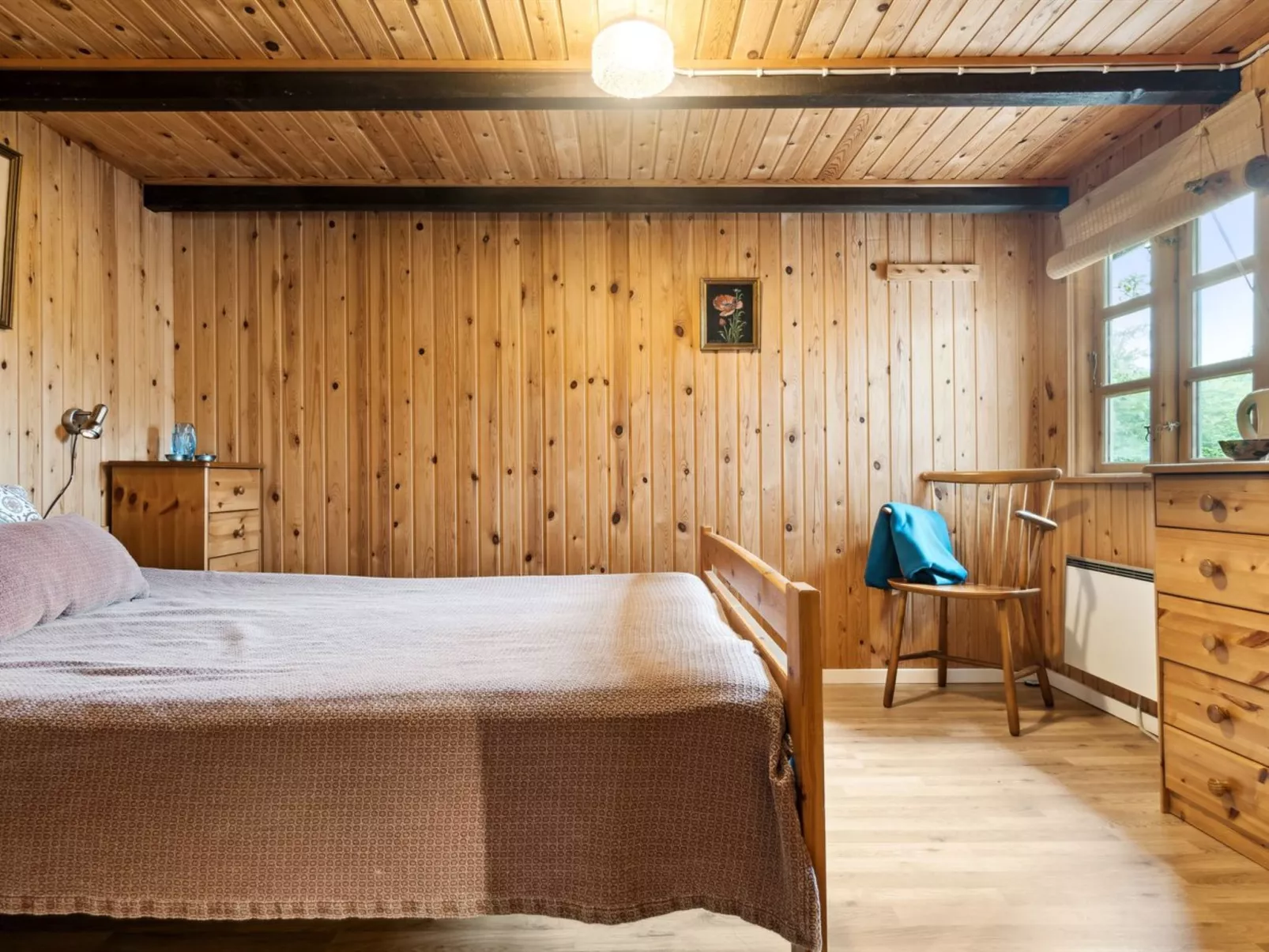 "Ginnie" - 300m from the sea-Inside