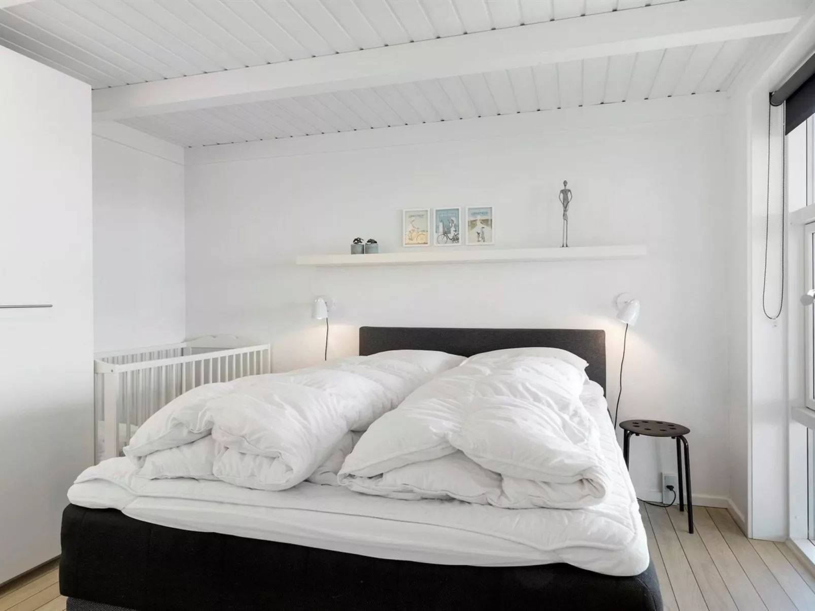 "Paul" - 100m from the sea-Dedans