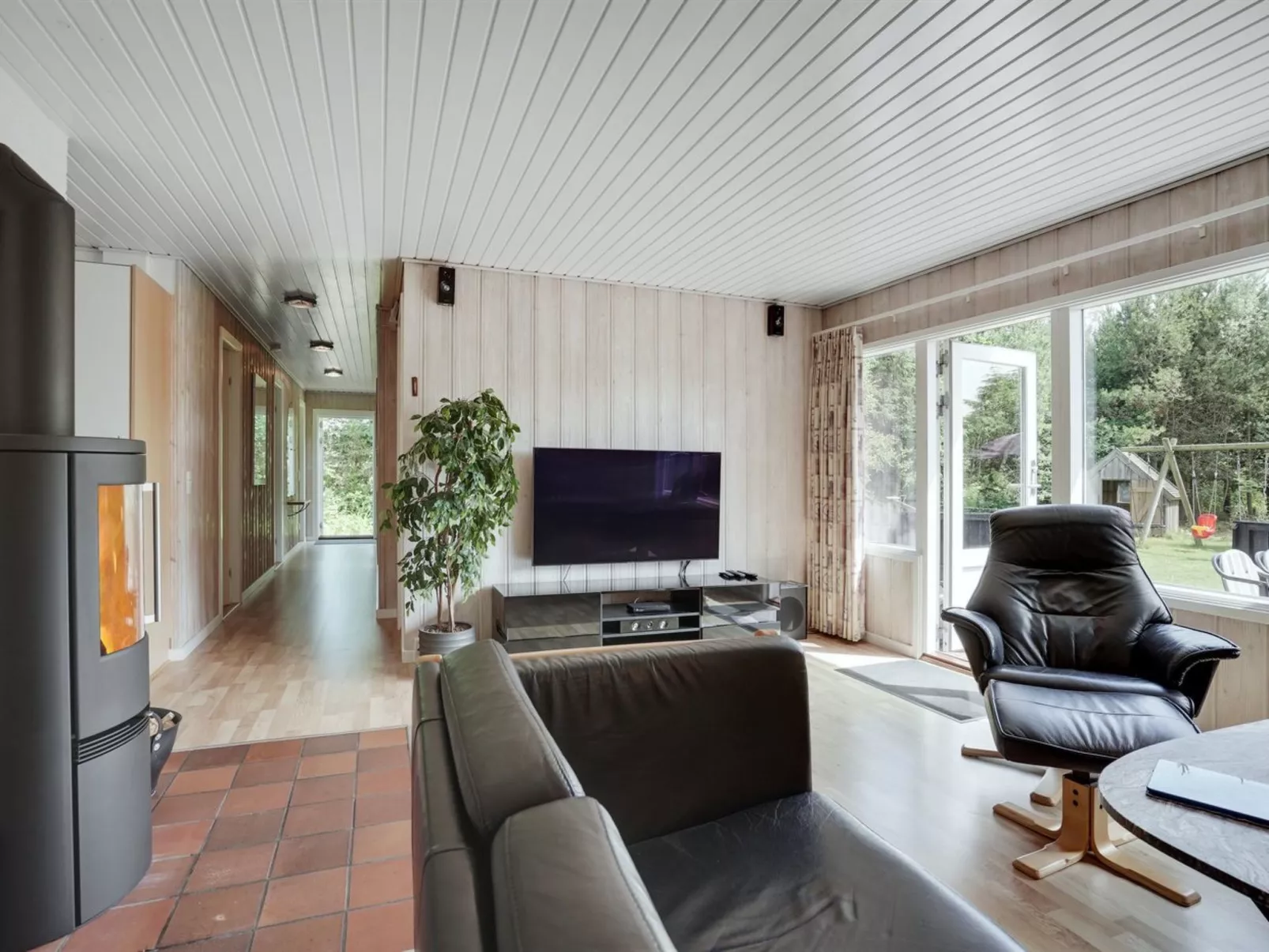 "Zenitha" - 300m from the sea-Drinnen