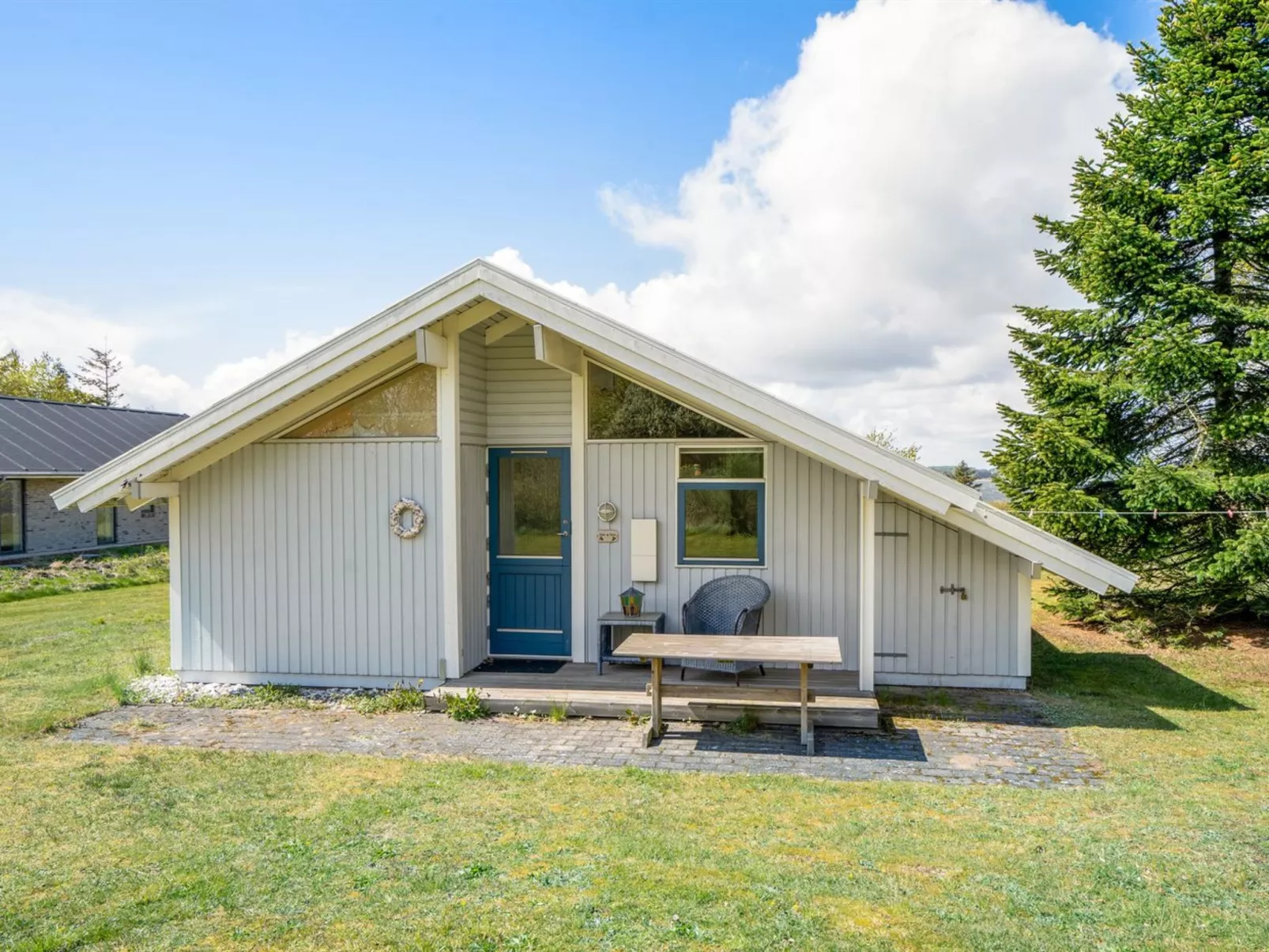 "Arleta" - 250m to the fjord-Outside