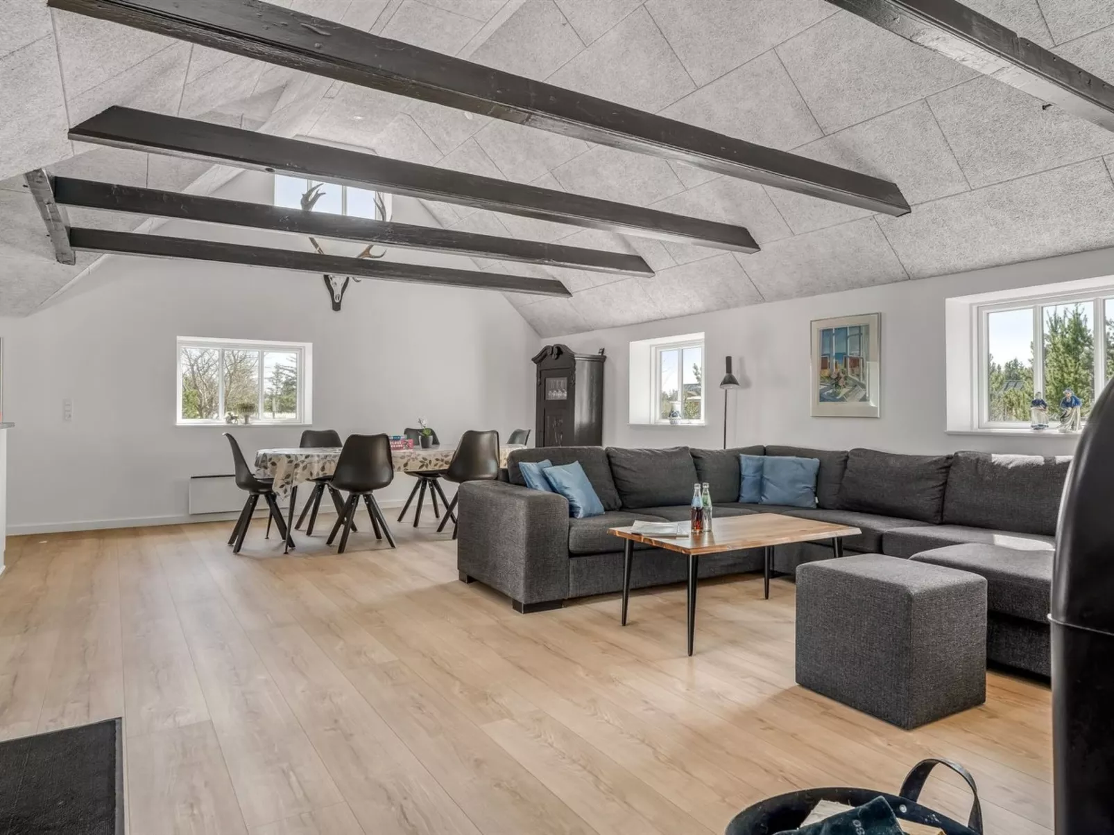 "Elisa" - 1.2km from the sea-Inside