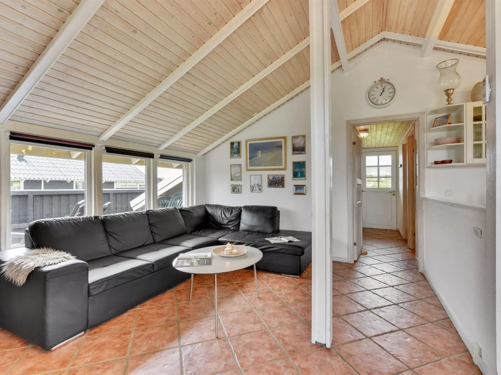 "Solbritt" - 330m to the fjord-Inside