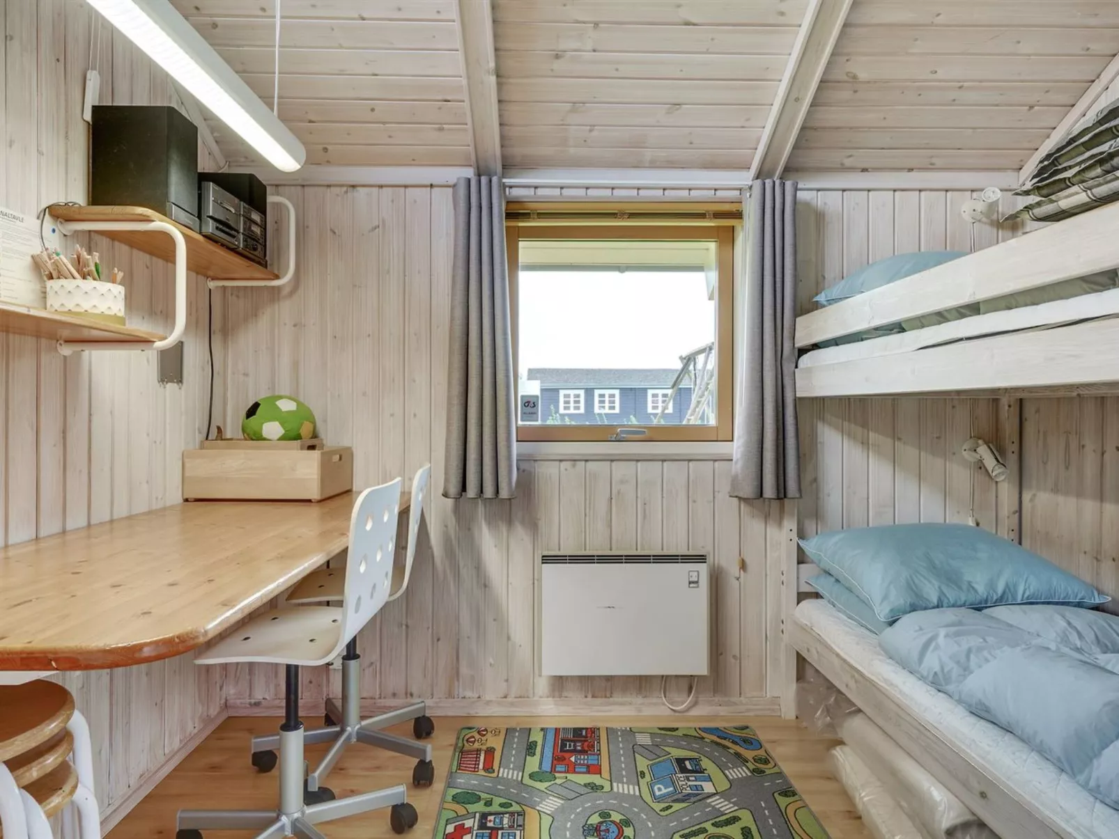 "Susse" - 400m to the fjord-Inside