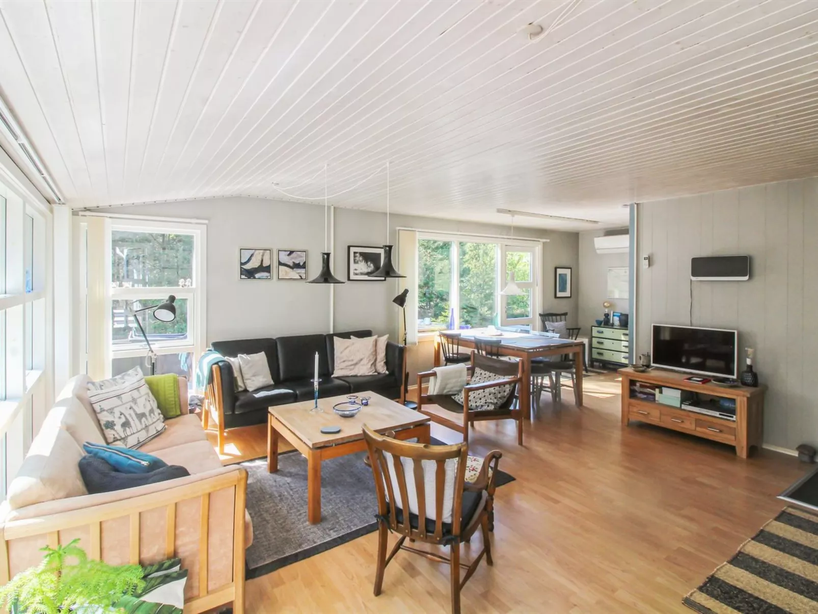 "Kjeld" - 900m from the sea-Inside