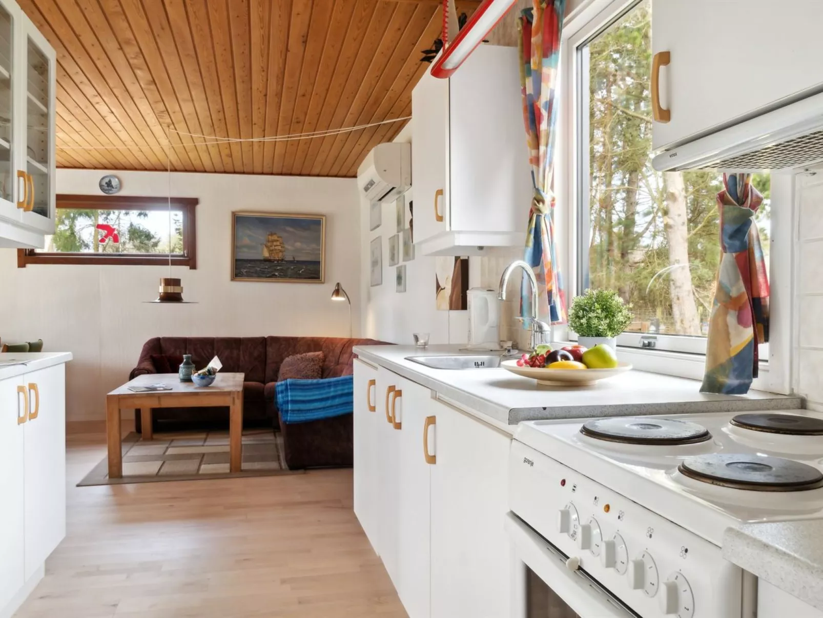 "Gebina" - 899m from the sea-Inside