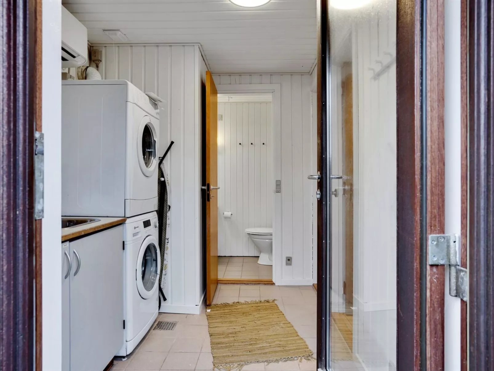 "Jobst" - 150m from the sea-Drinnen