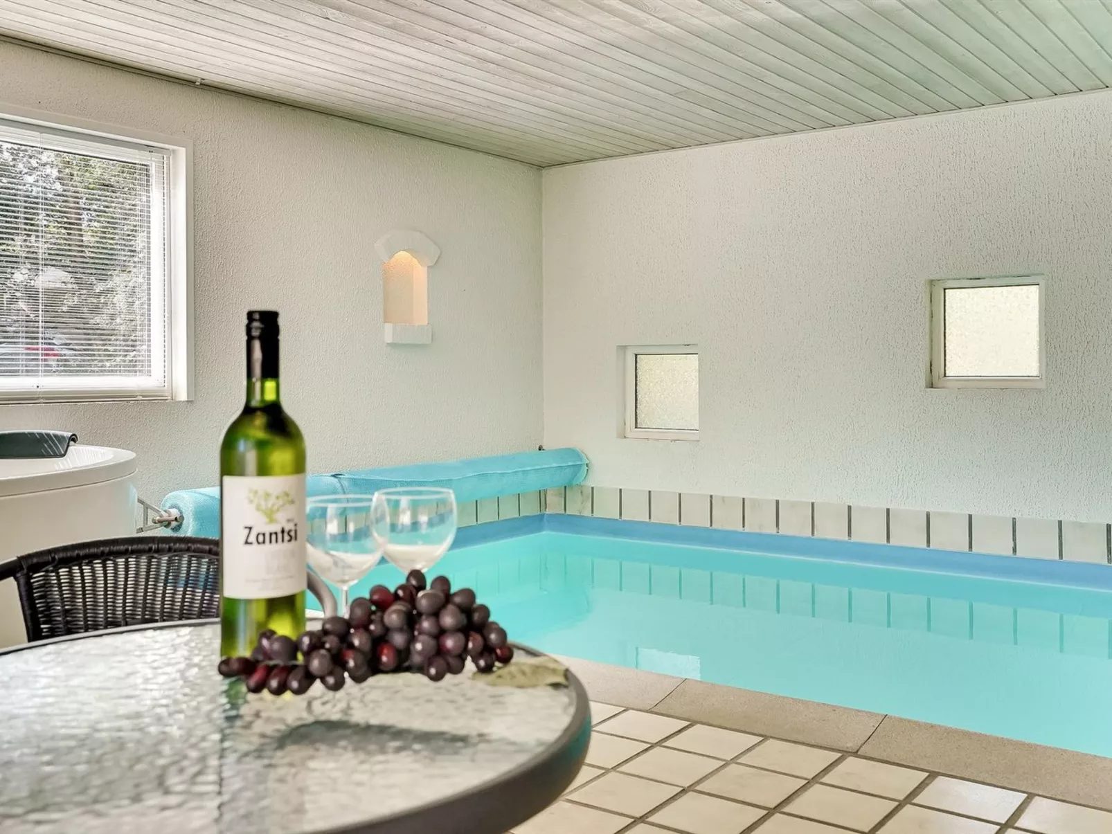 "Aurelia" - 500m to the fjord-Draußen