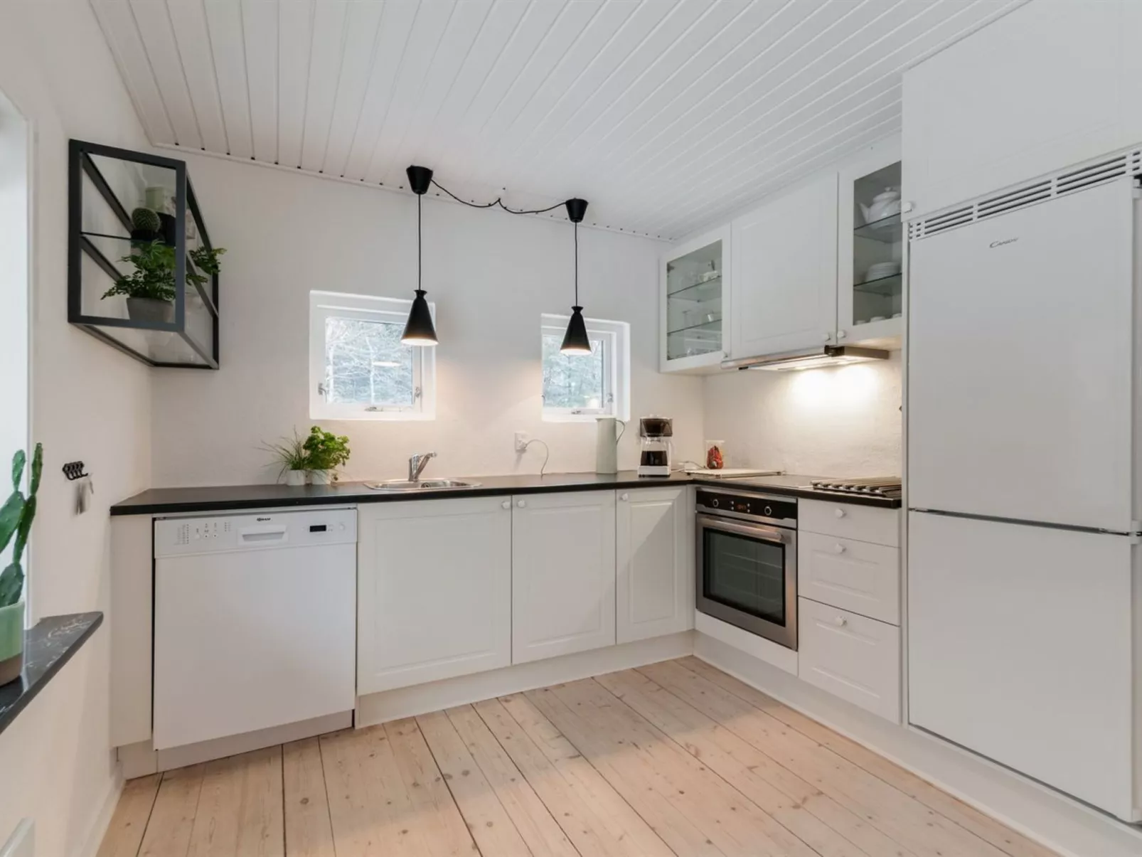 "Rigitte" - 1.5km from the sea-Inside