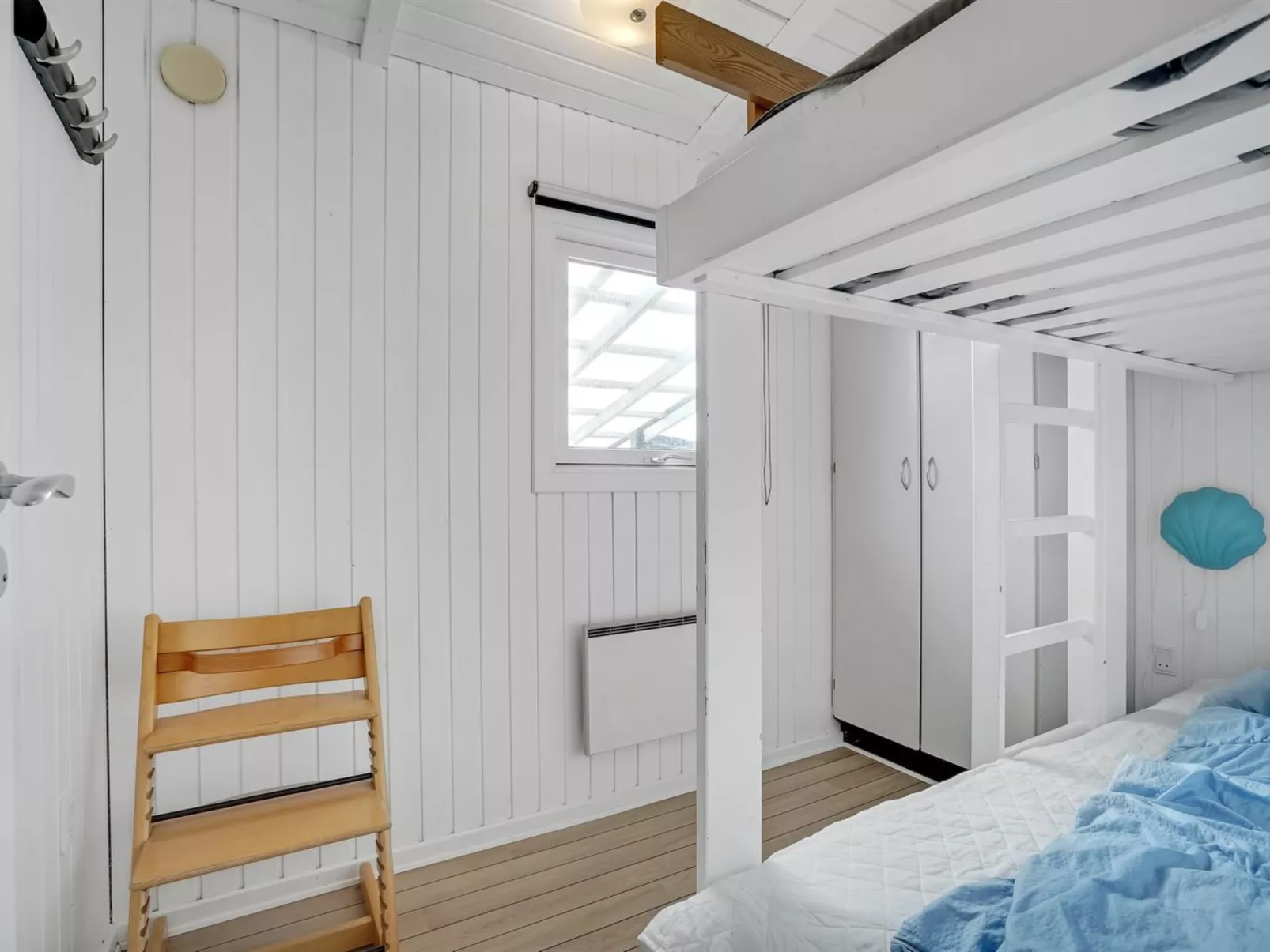 "Saku" - 495m to the fjord-Drinnen