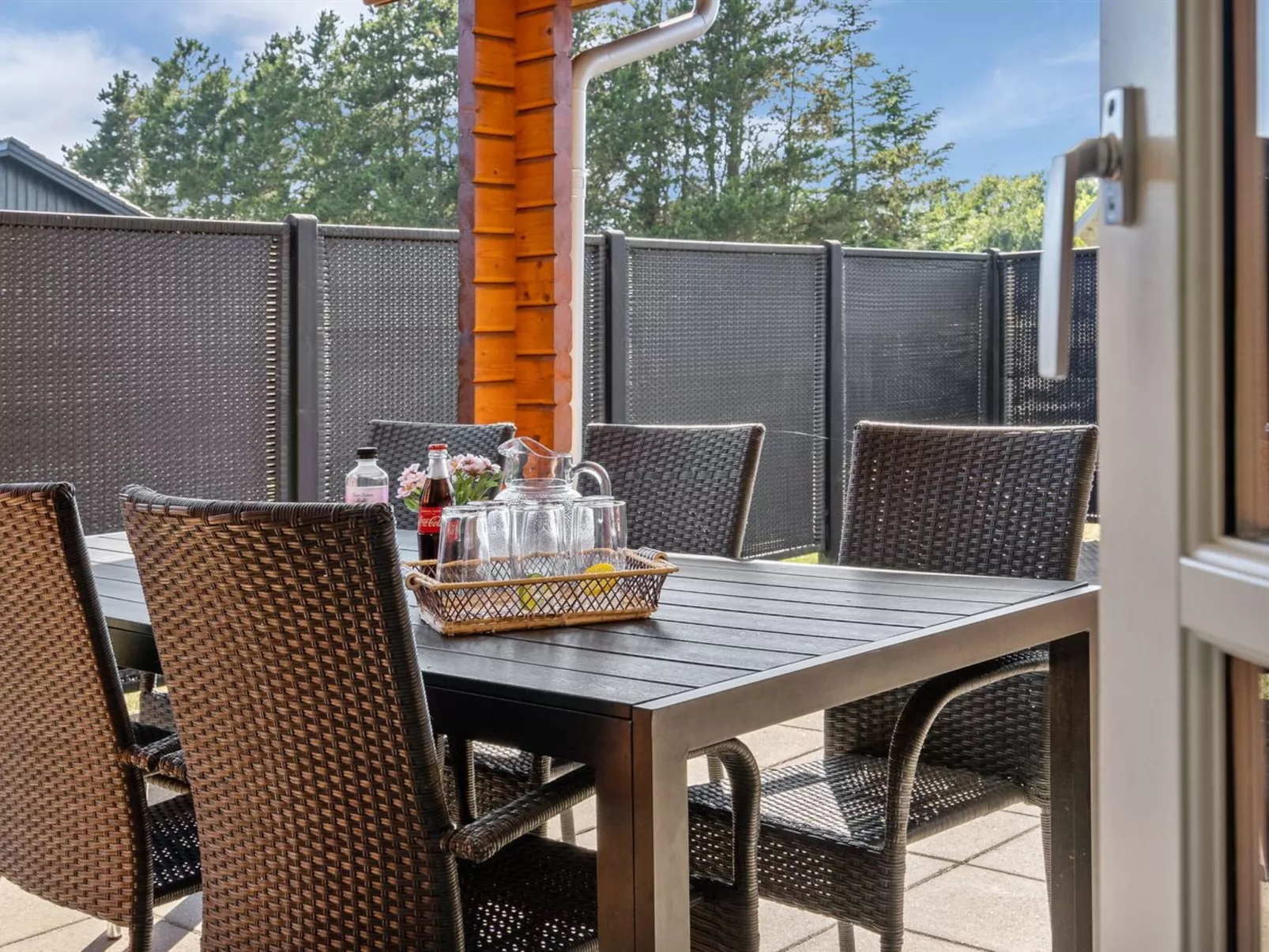 "Brigitta" - 1.5km from the sea-Outside