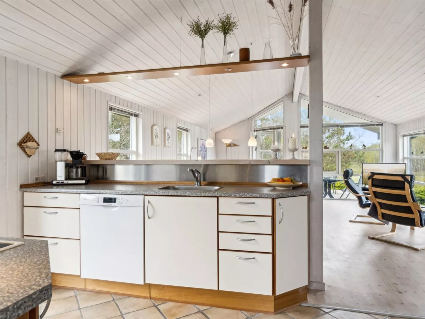 "Farah" - 275m from the sea-Dedans