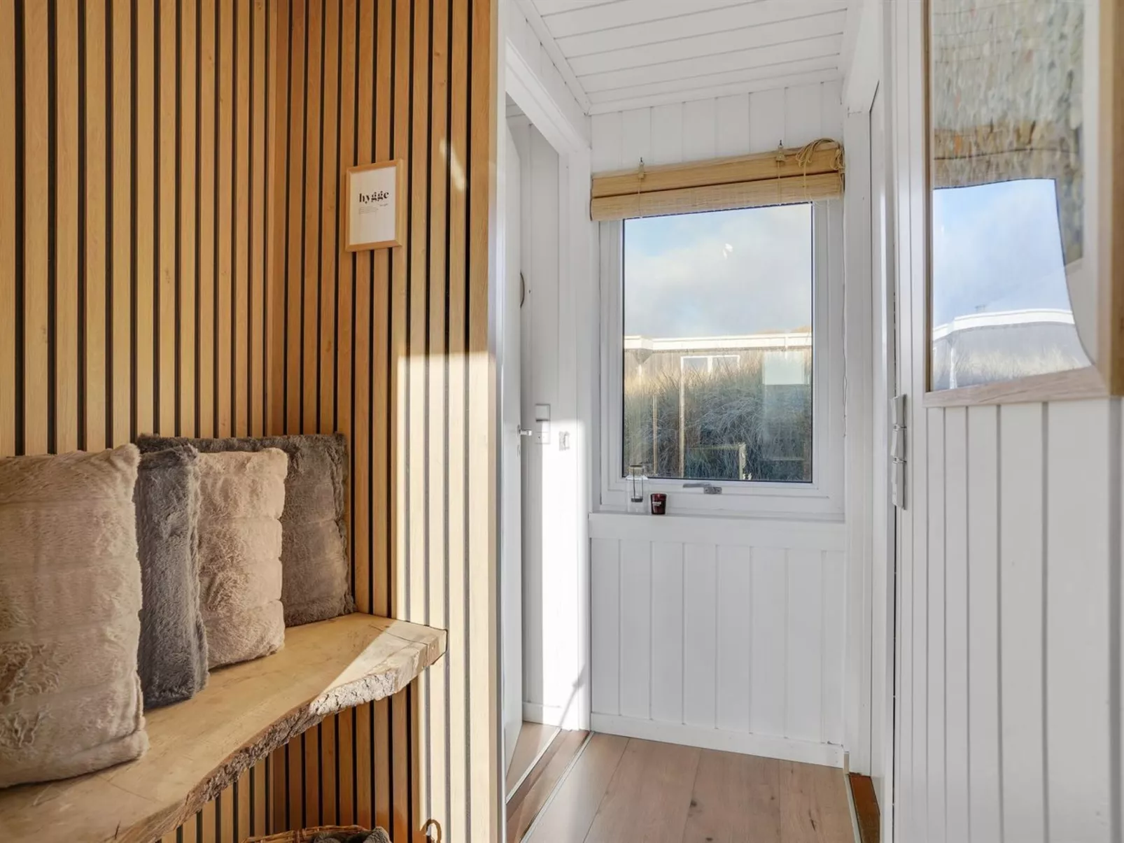 "Assa" -  from the sea-Inside