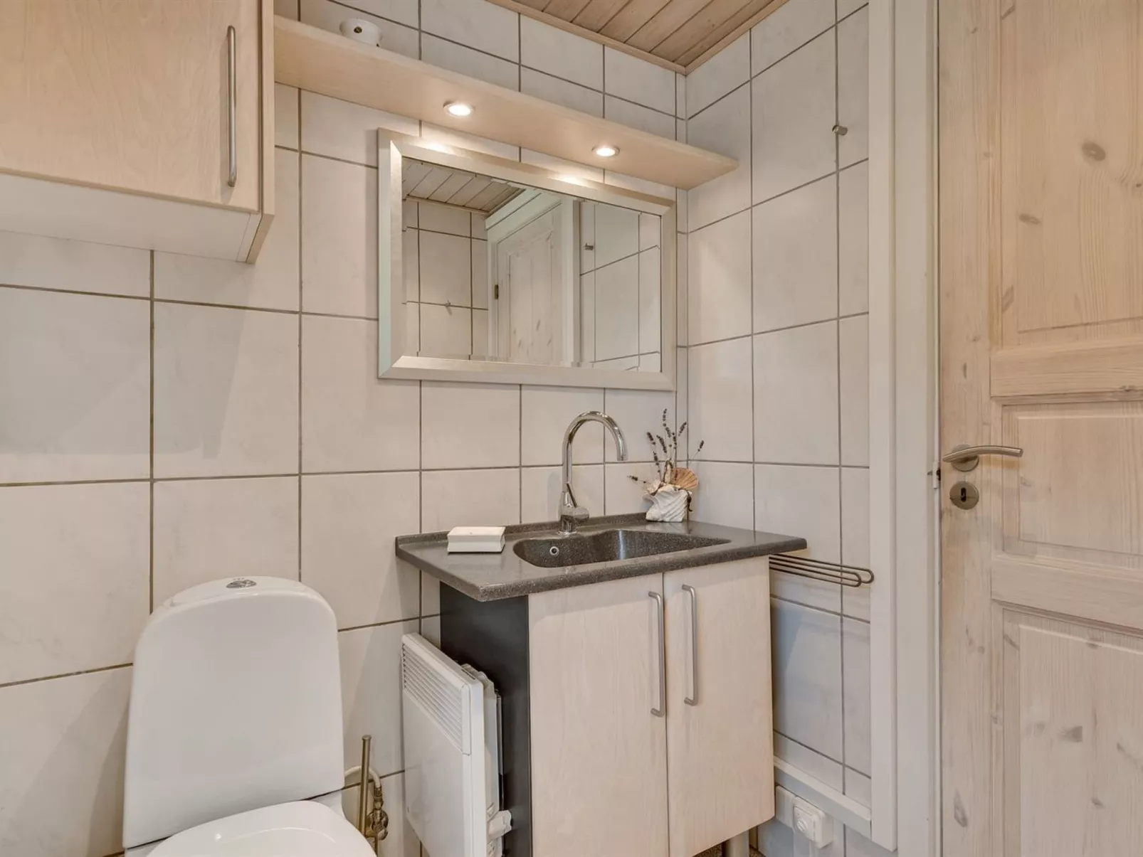 "Arnelung" - 1.9km from the sea-Dedans