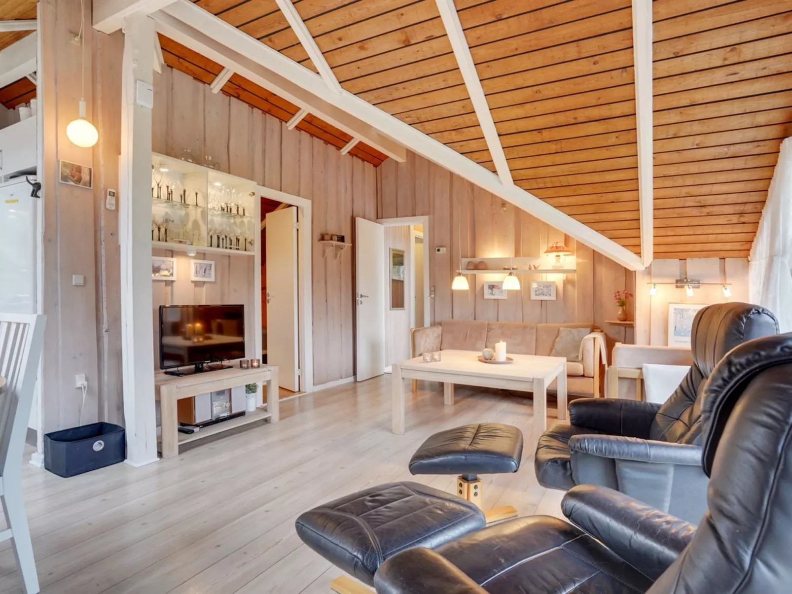 "Anninka" - 28km from the sea-Dedans