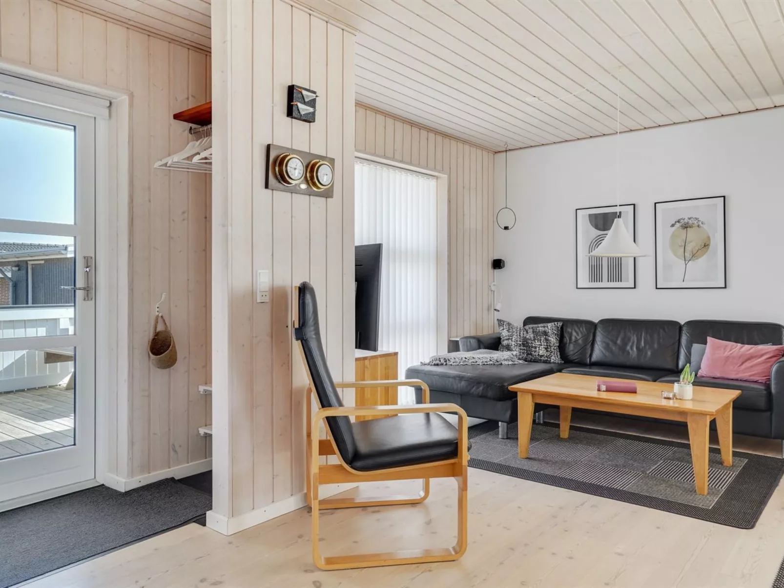 "Sotir" -  from the sea-Inside