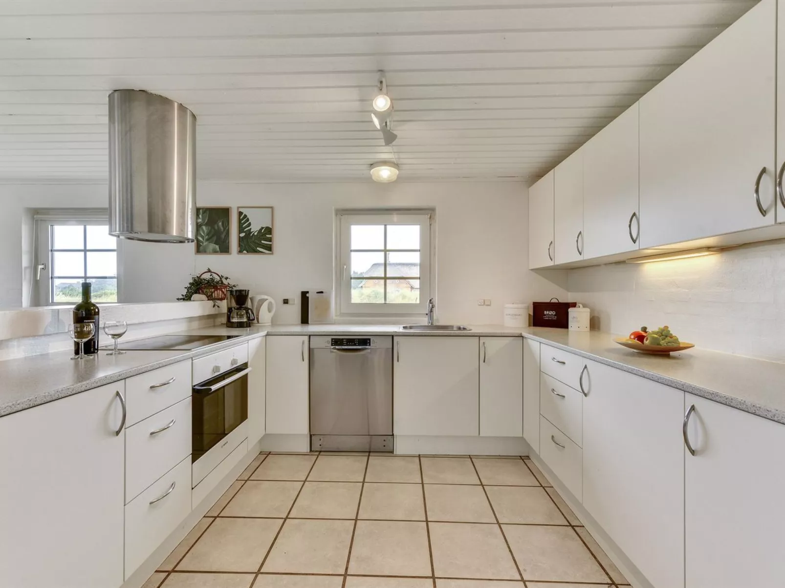 "Matrona" - 750m from the sea-Inside