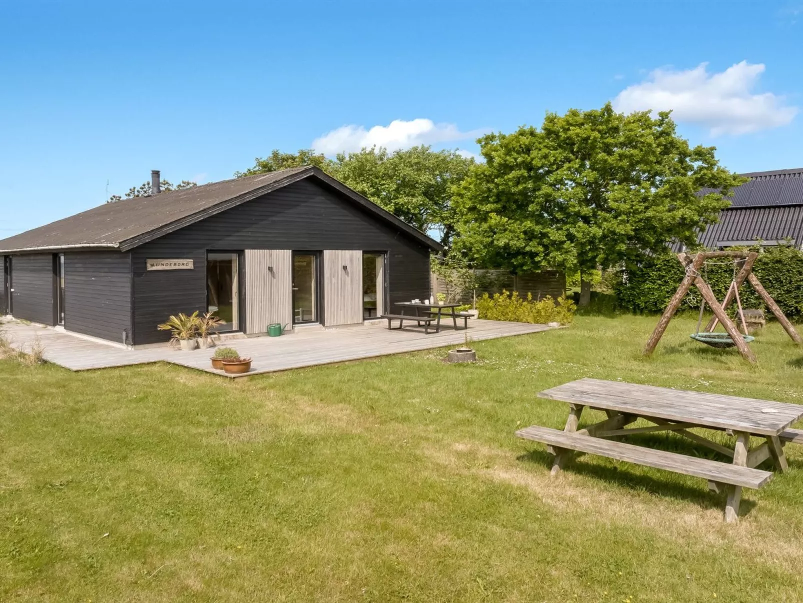 "Aslag" - 150m to the fjord-Draußen