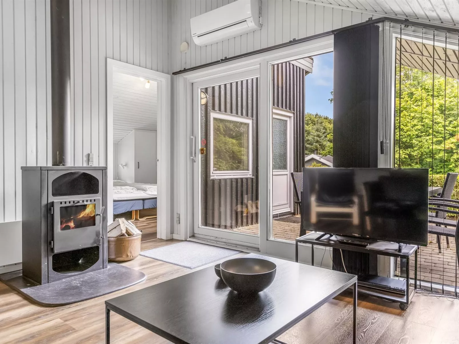 "Corinna" - 28km from the sea-Drinnen