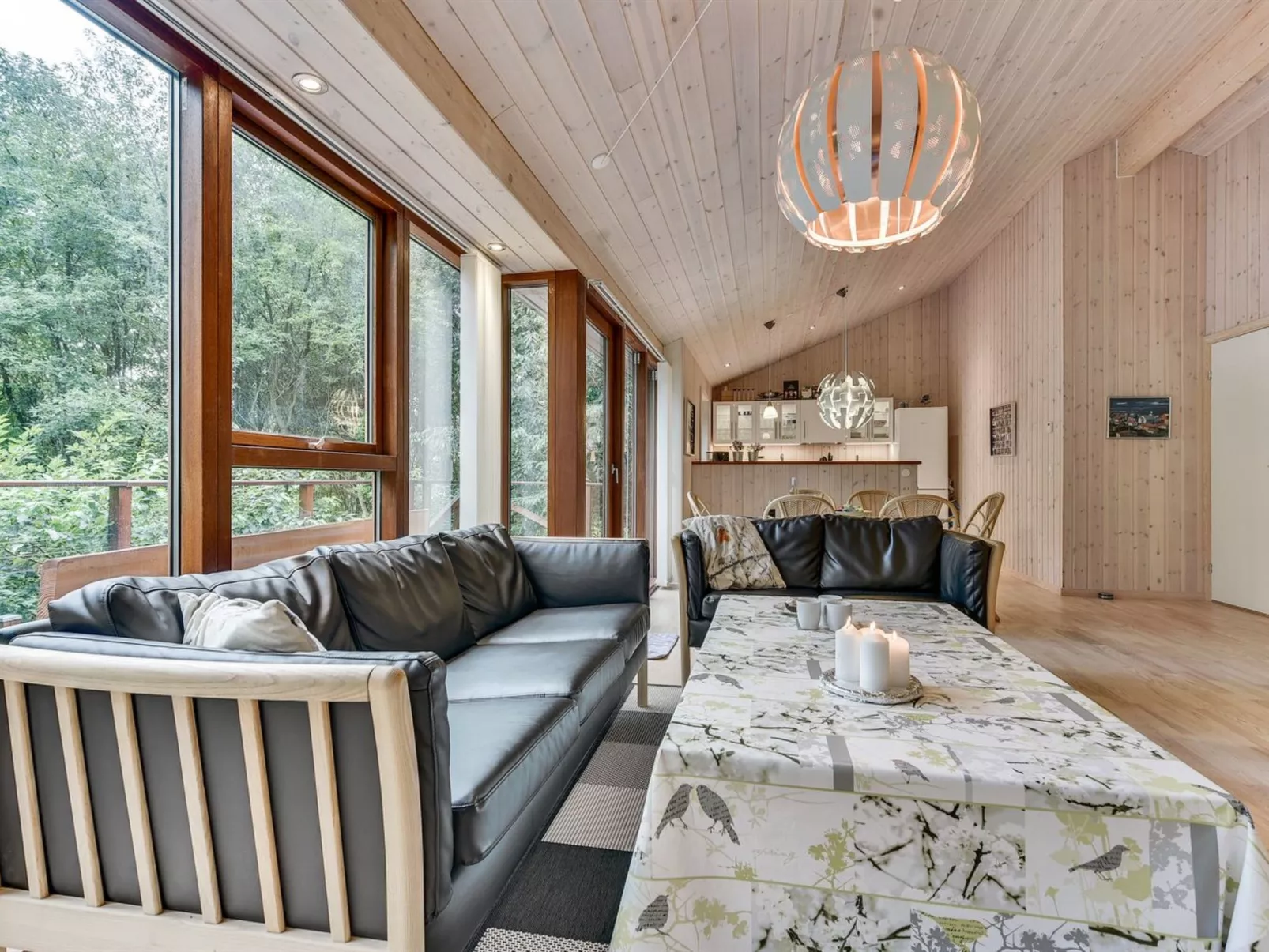 "Nelie" - 40km from the sea-Inside