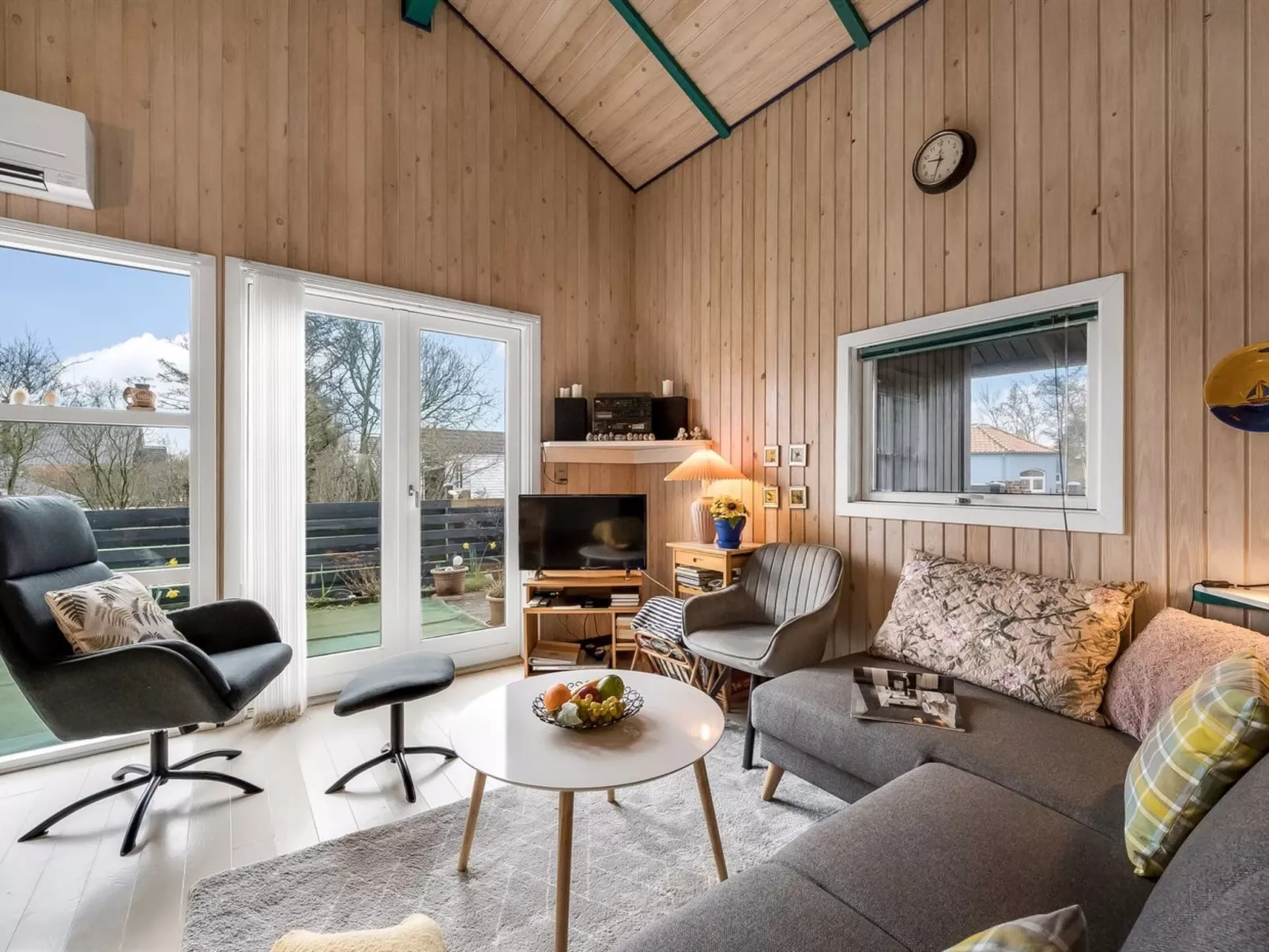 "Remo" - 990m to the fjord-Inside