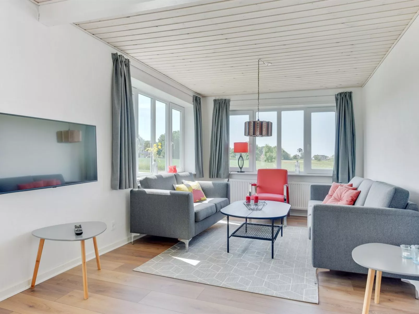 "Iina" - 13km from the sea-Drinnen