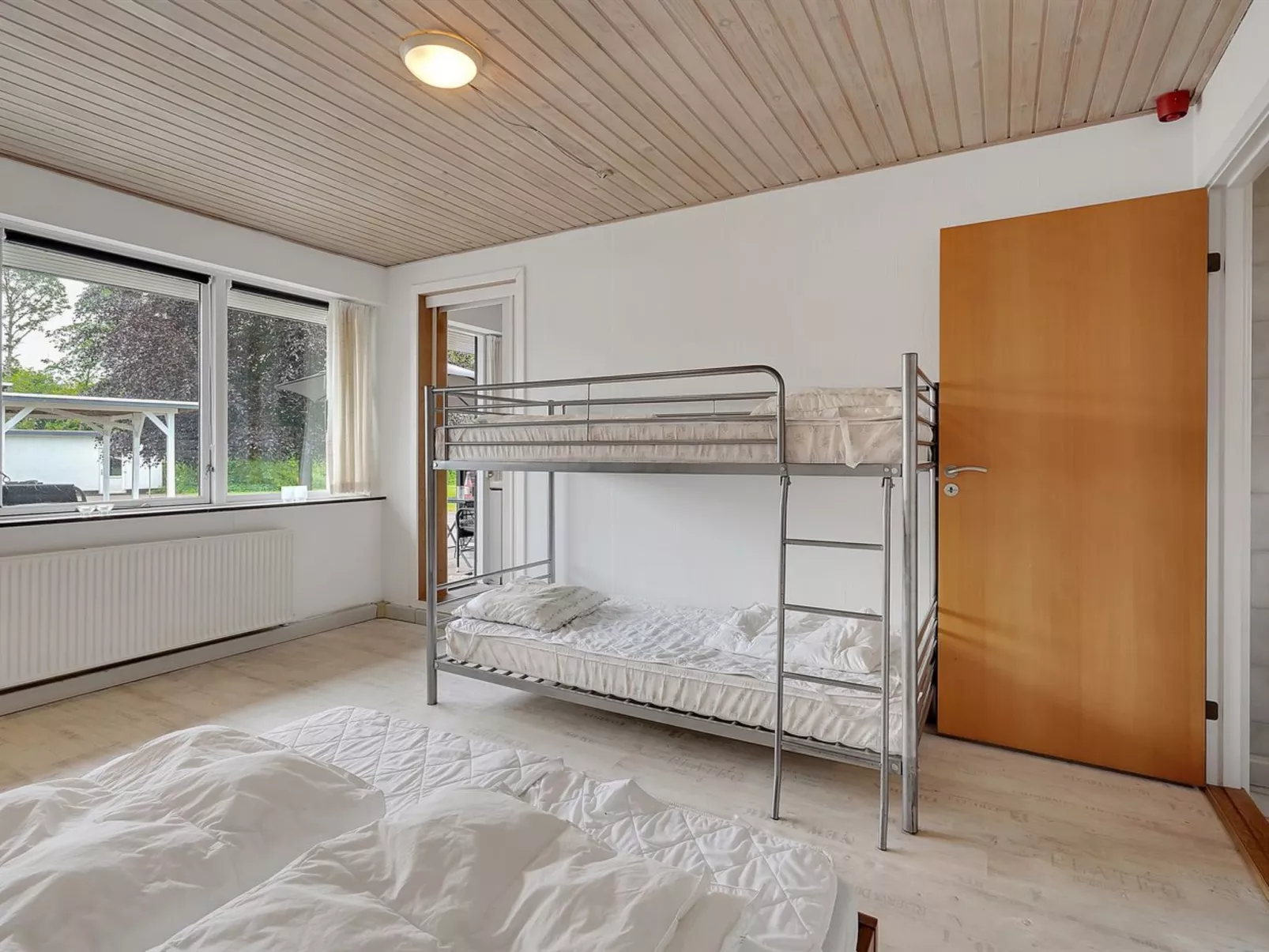 "Iida" - 20km from the sea-Dedans