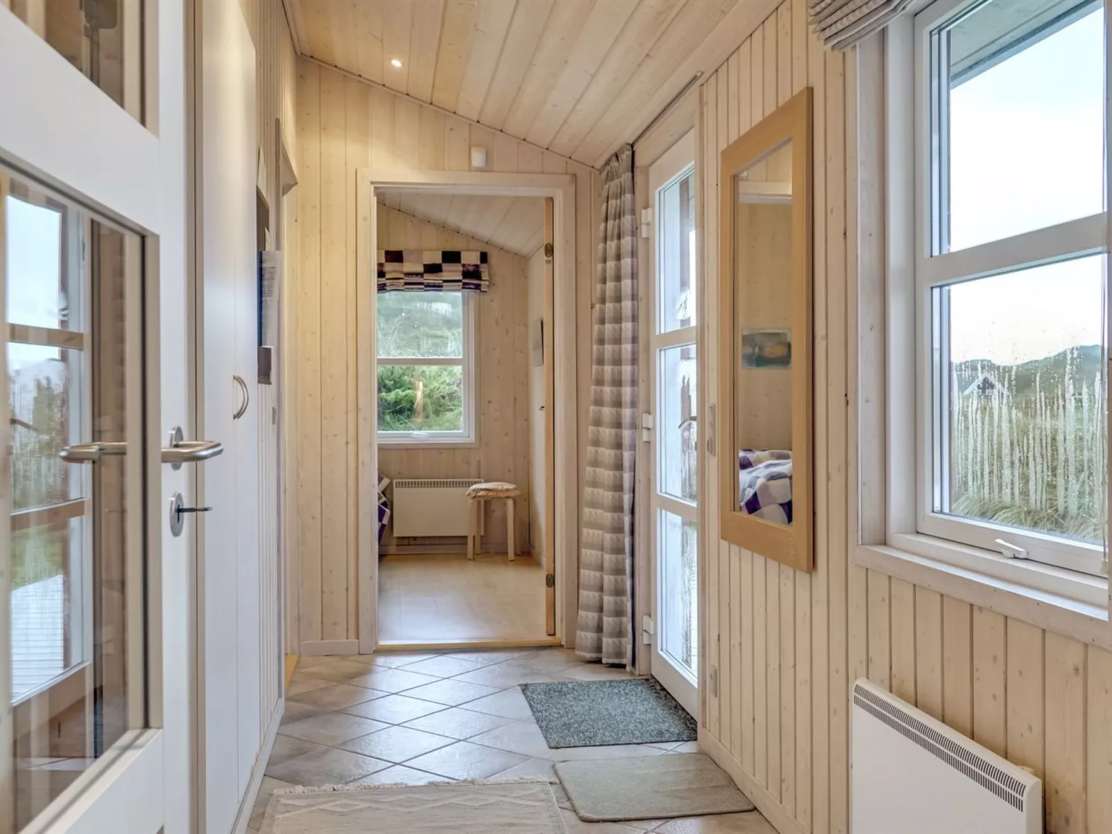 "Sighwarth" - 350m from the sea-Inside