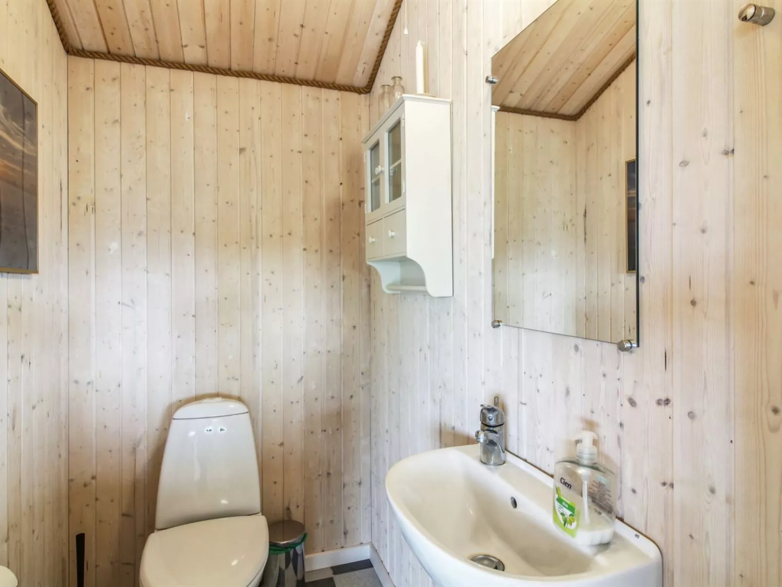 "Zuhra" - 250m from the sea-Inside