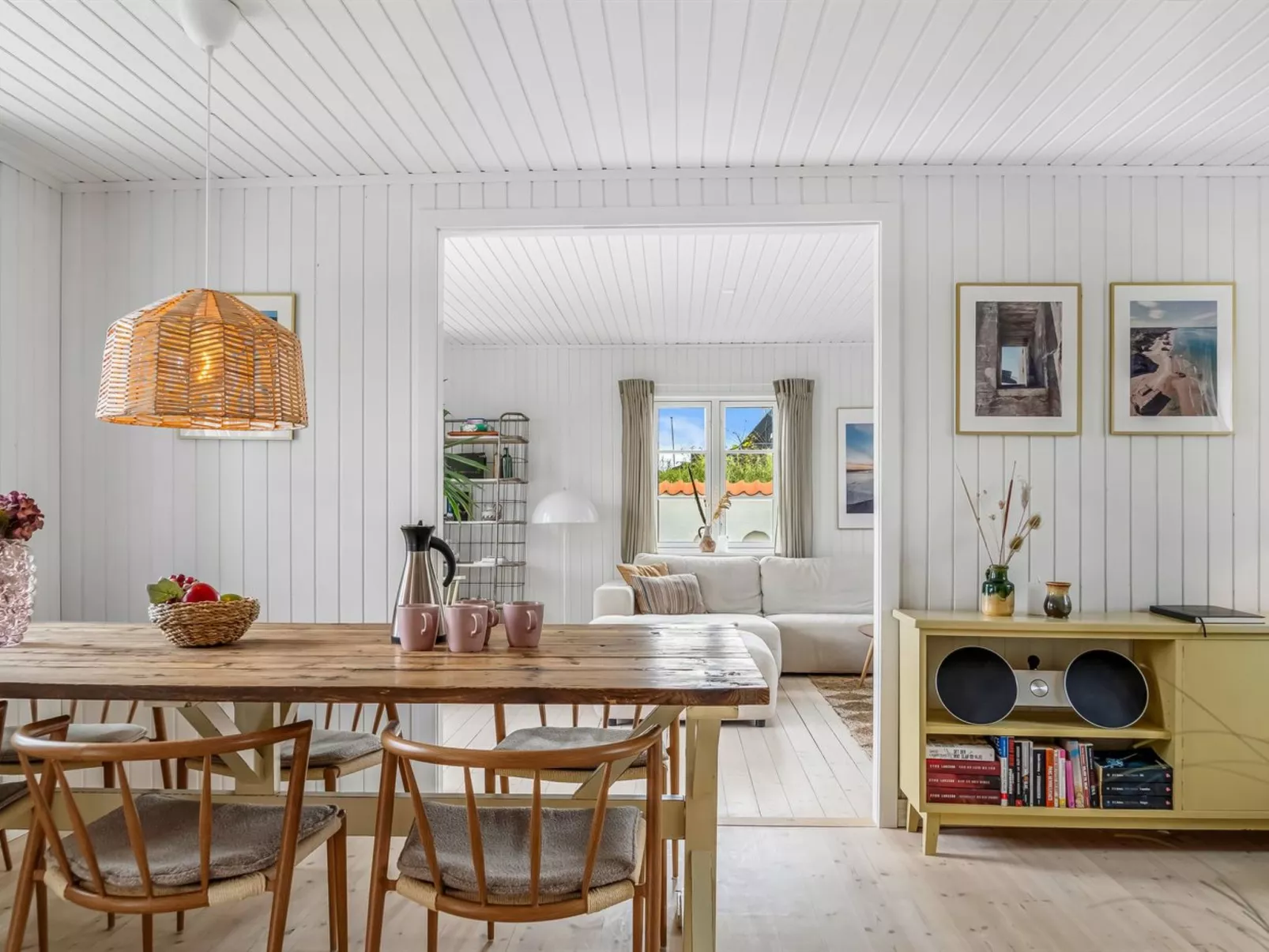 "Edmond" - 150m from the sea-Inside